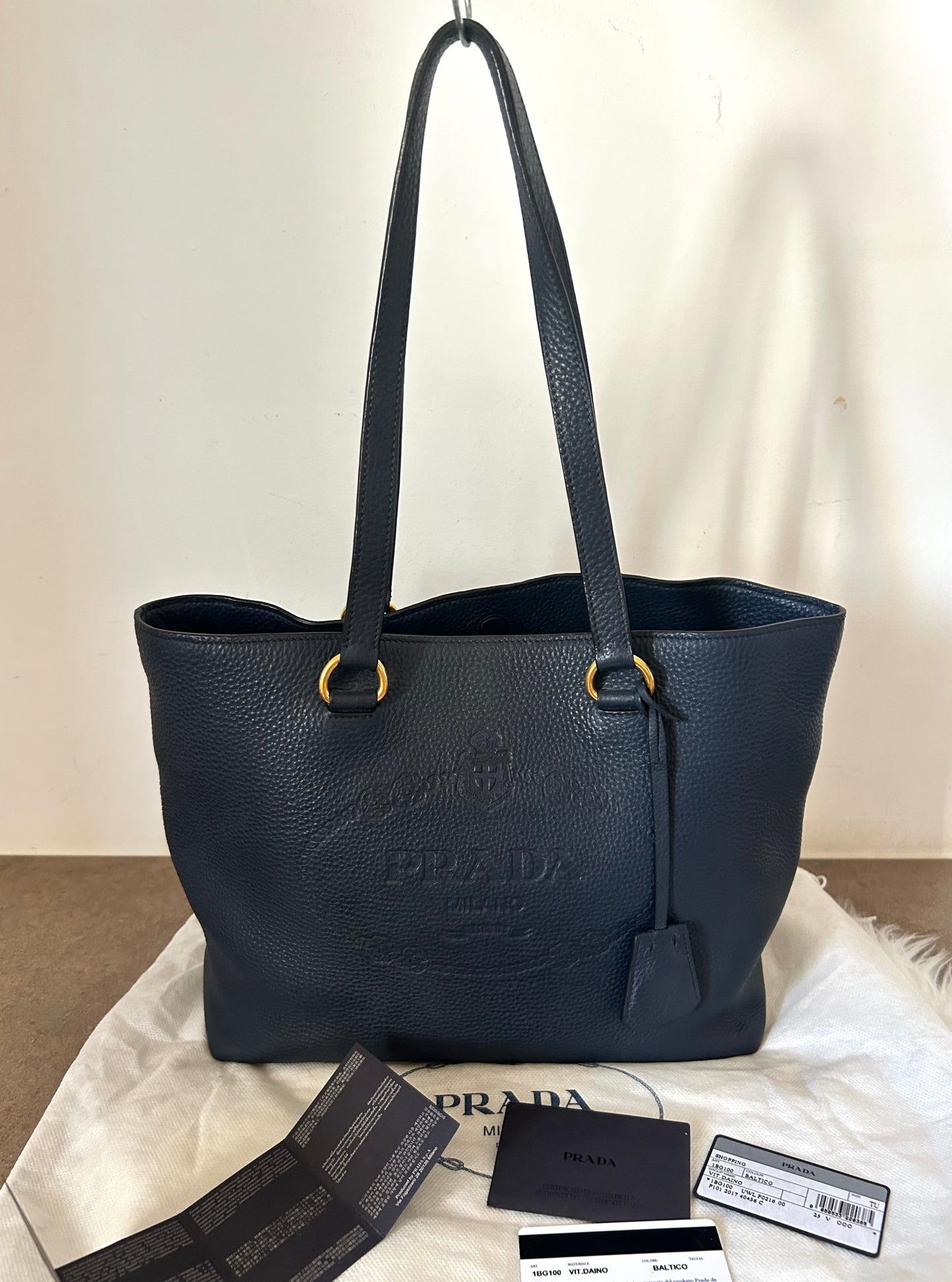 Prada Shopping in pelle blu scuro