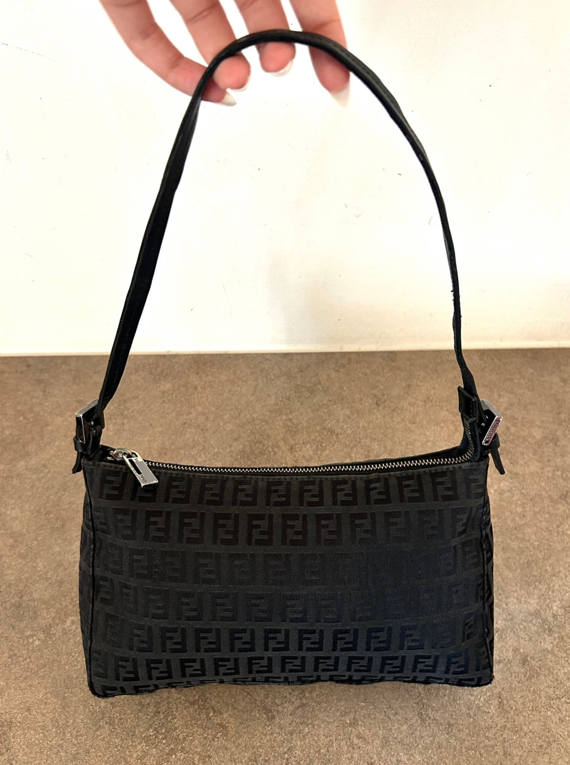 Fendi baguette zucchino nera