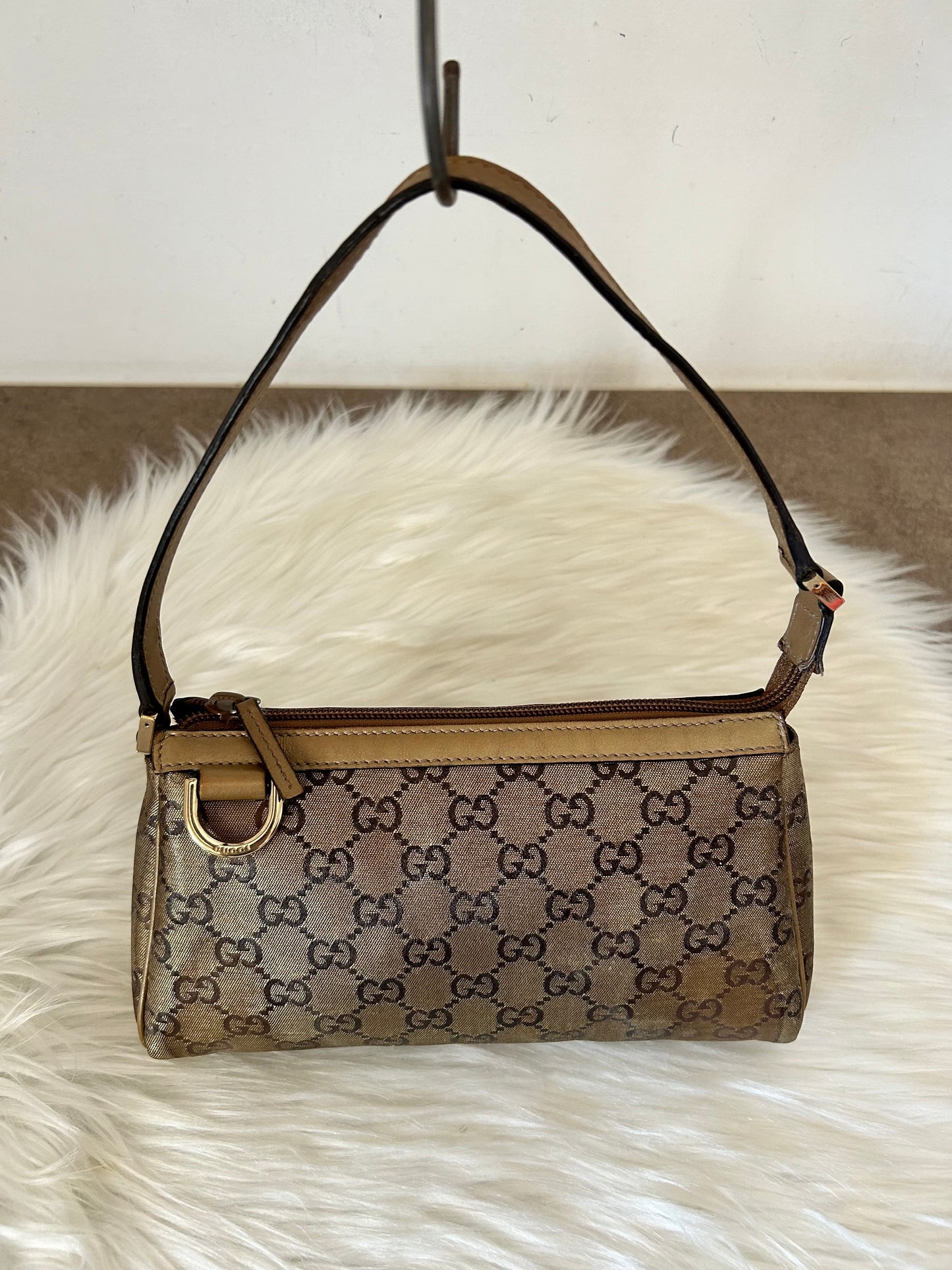 Gucci Abbey pochette