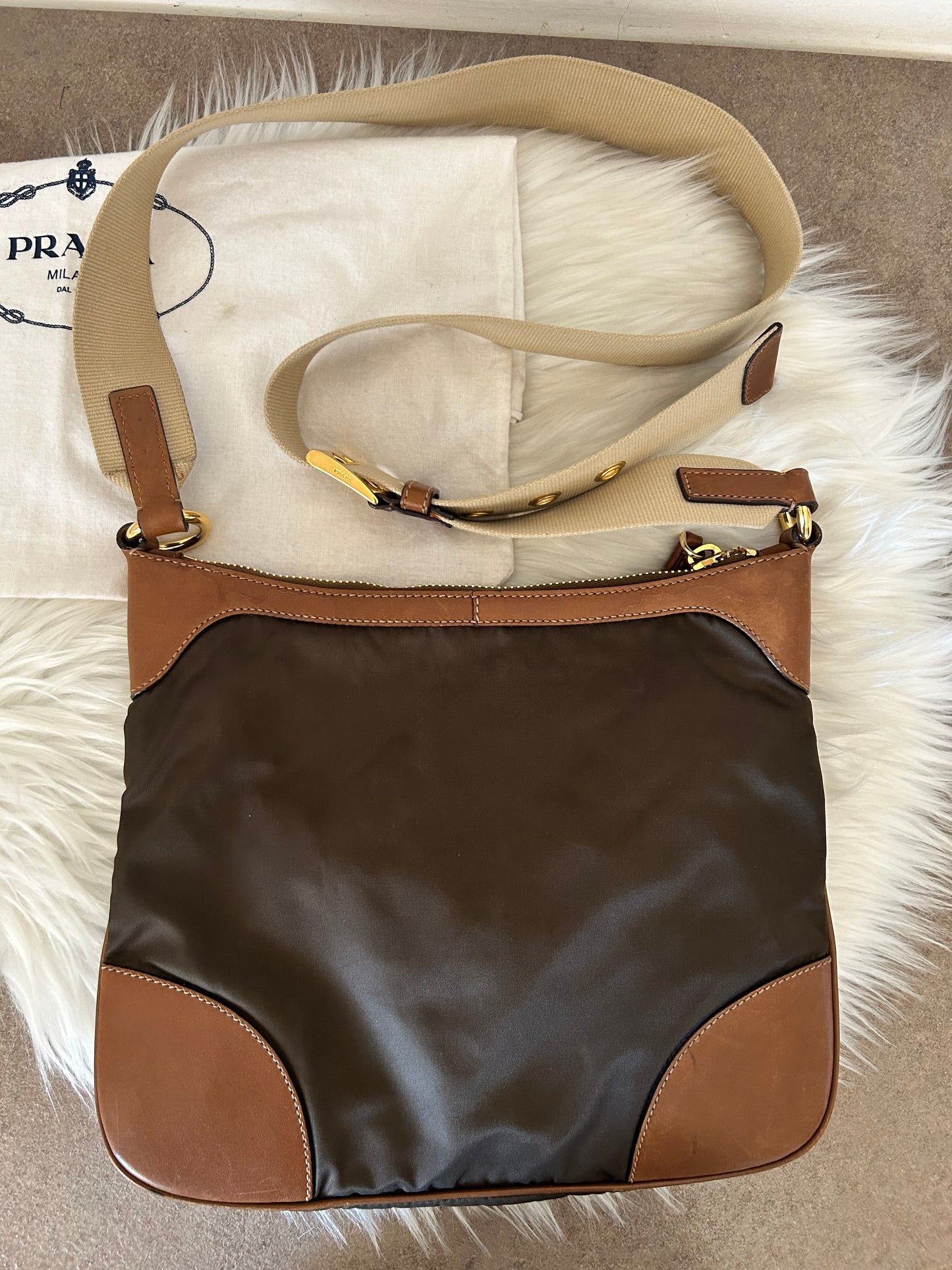 Borsa Prada a tracolla