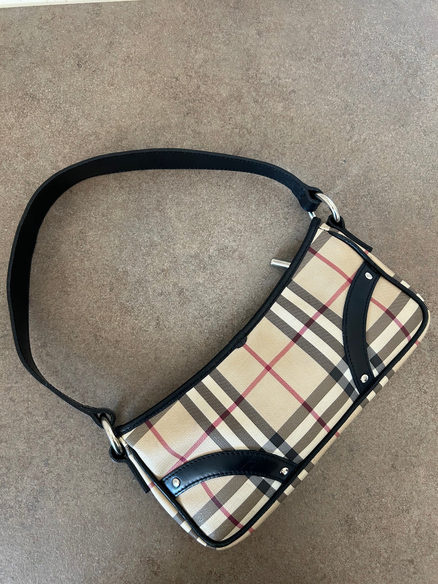 Burberry baguette Check
