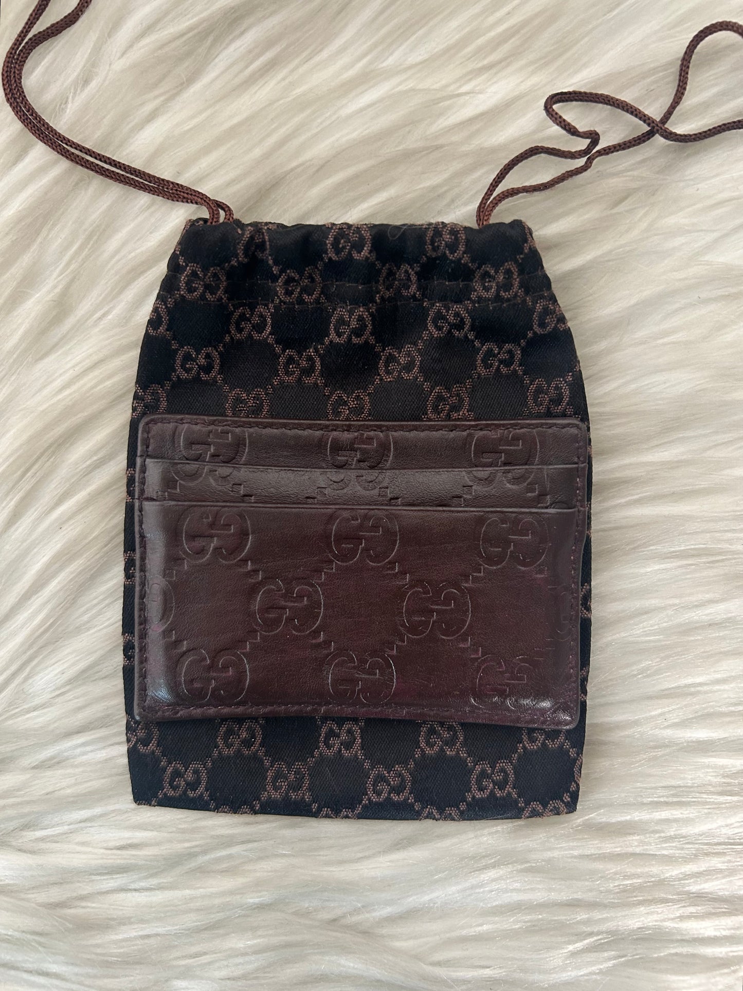 Portacarte Gucci in monogram con dust bag