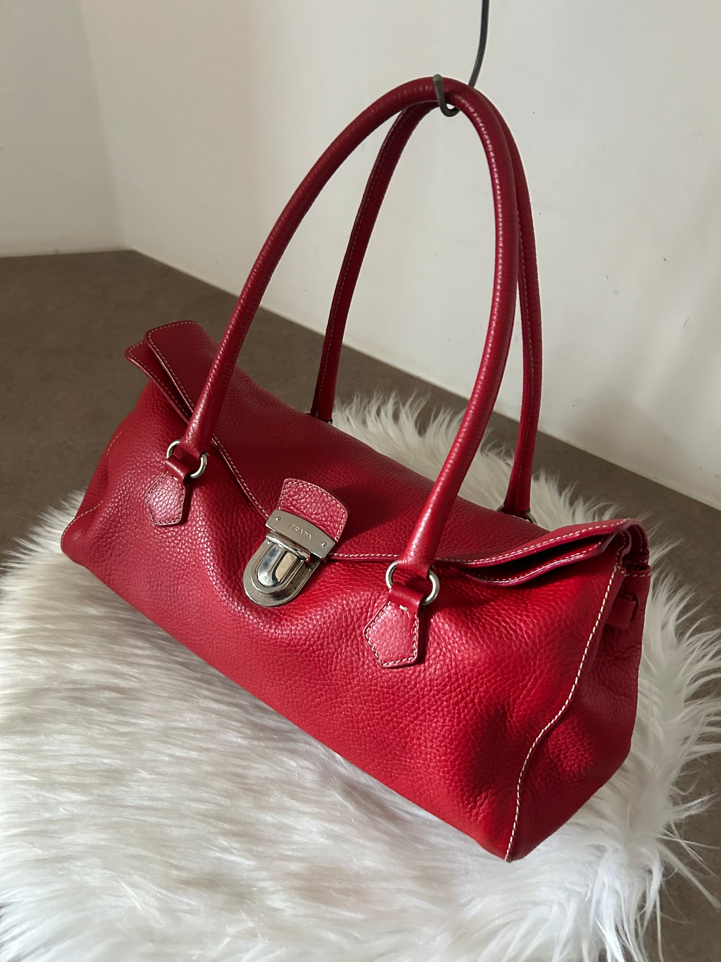 Prada tote in pelle rossa rarissima
