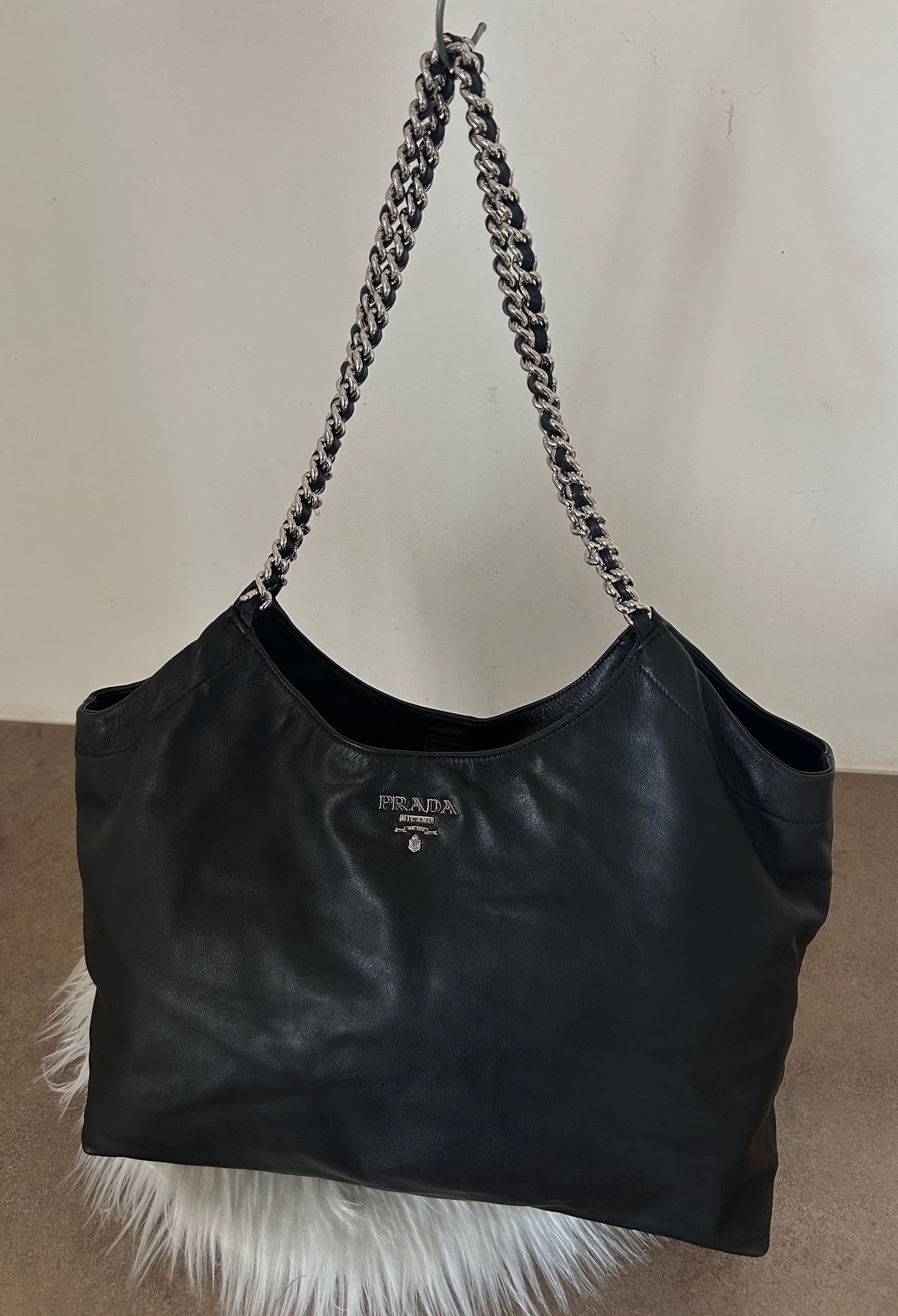 Prada tote bag in pelle nera