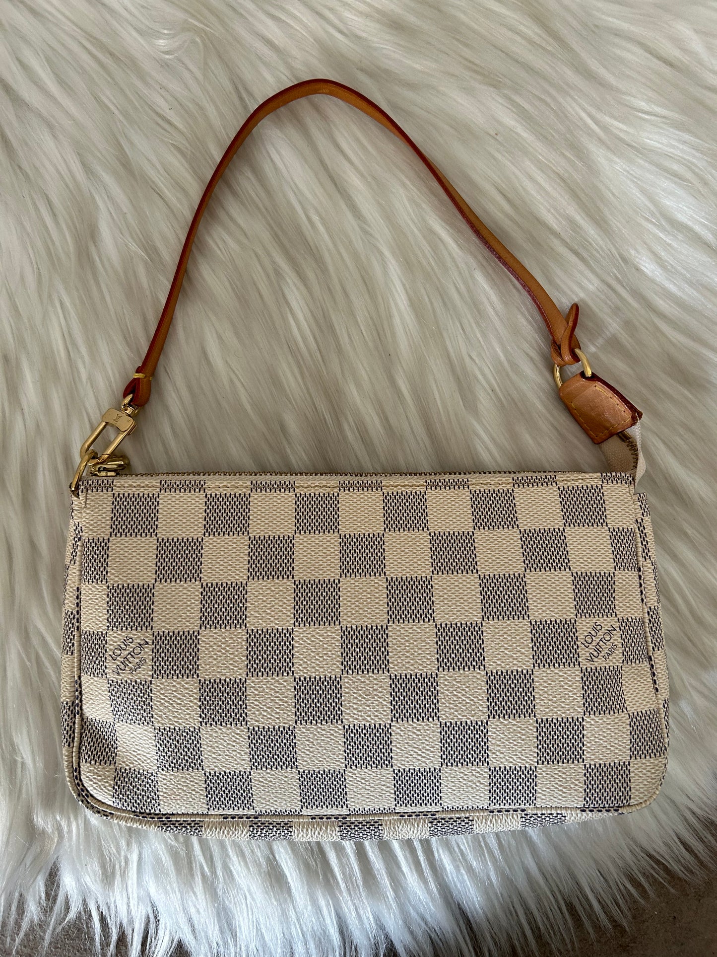 Louis Vuitton Pochette Accessoire Damier Azur