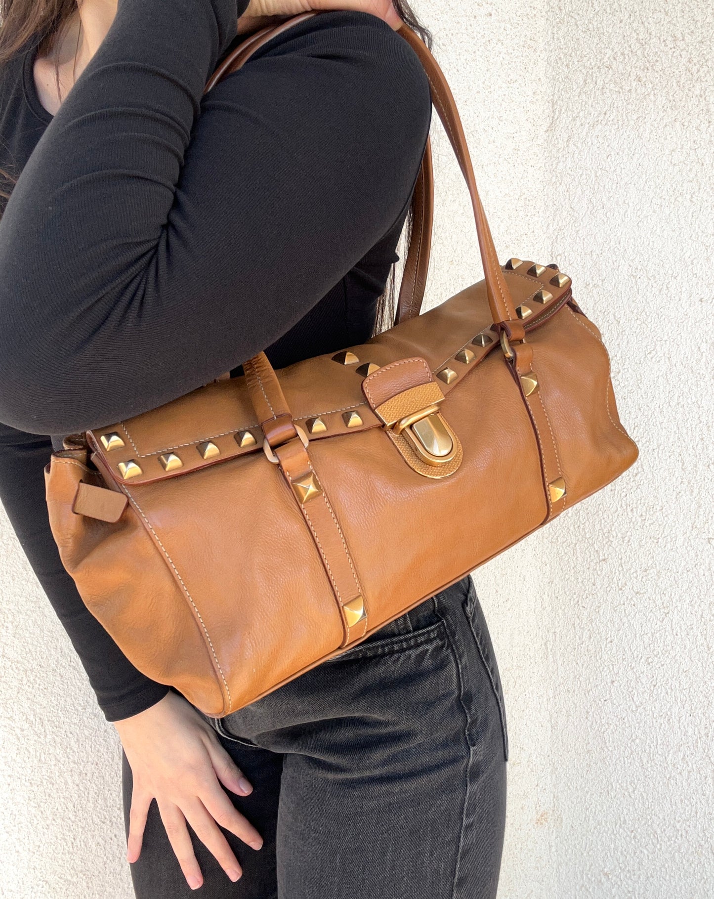 Prada tote in pelle e borchie