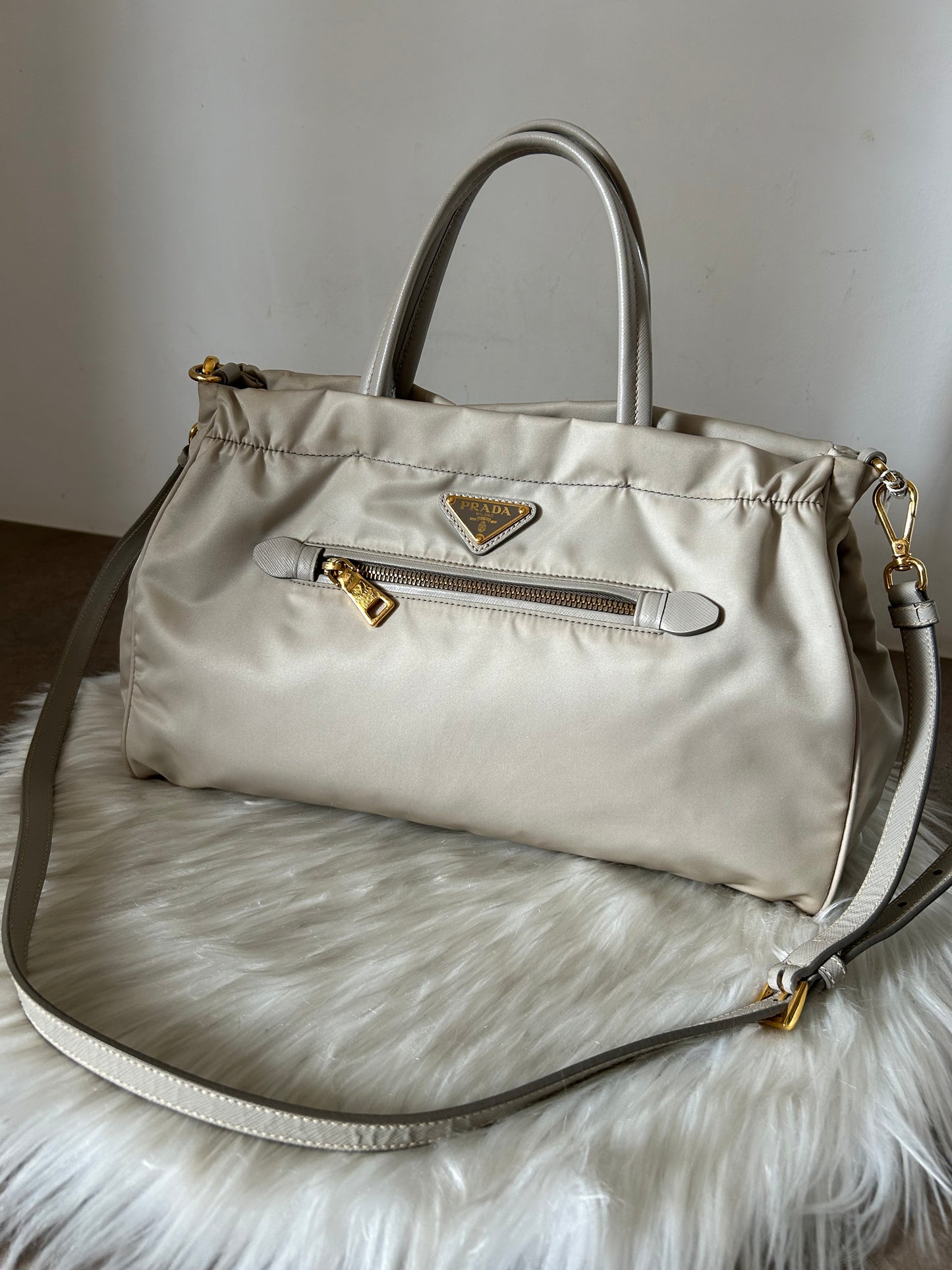 Prada tote beige con tracolla
