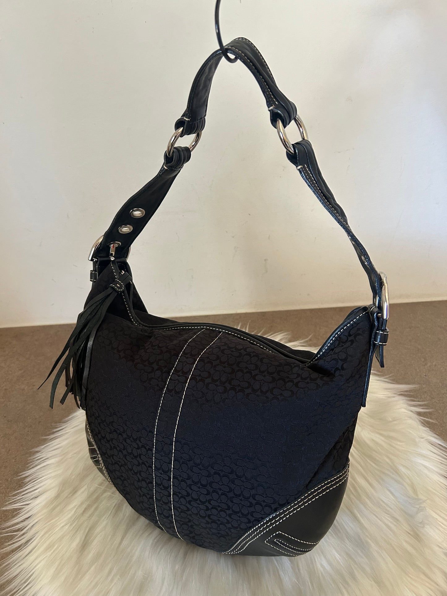 Coach Hobo Signature Sufflette nera in monogram