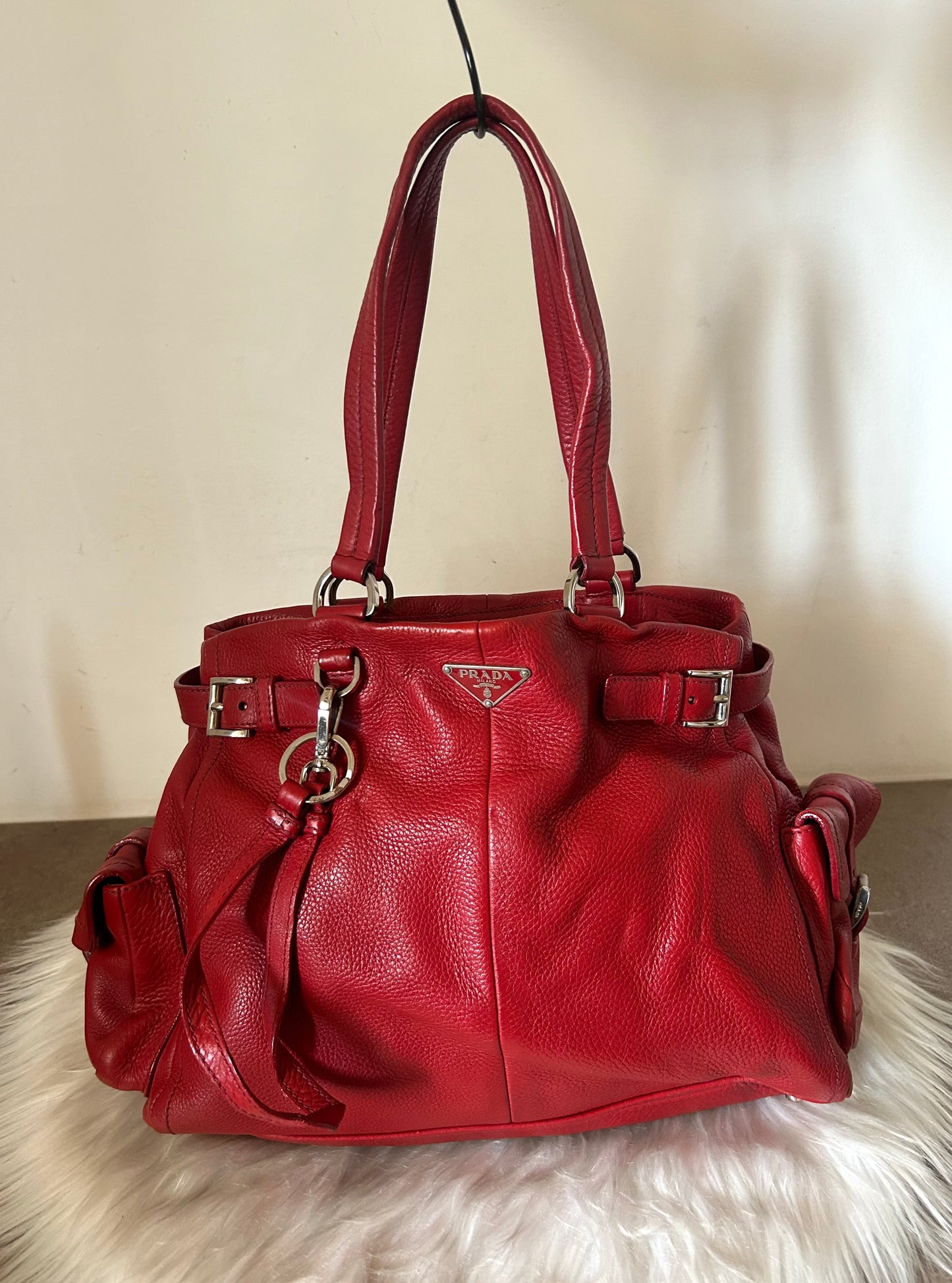 Prada tote Cargo in pelle rossa