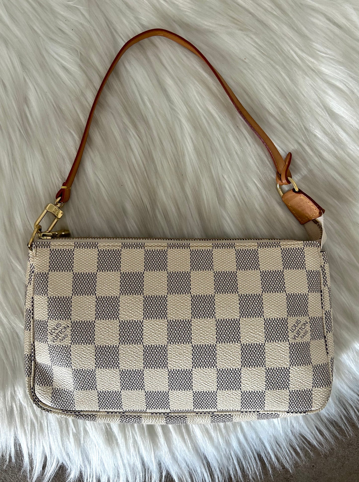Louis Vuitton Pochette Accessoire Damier Azur