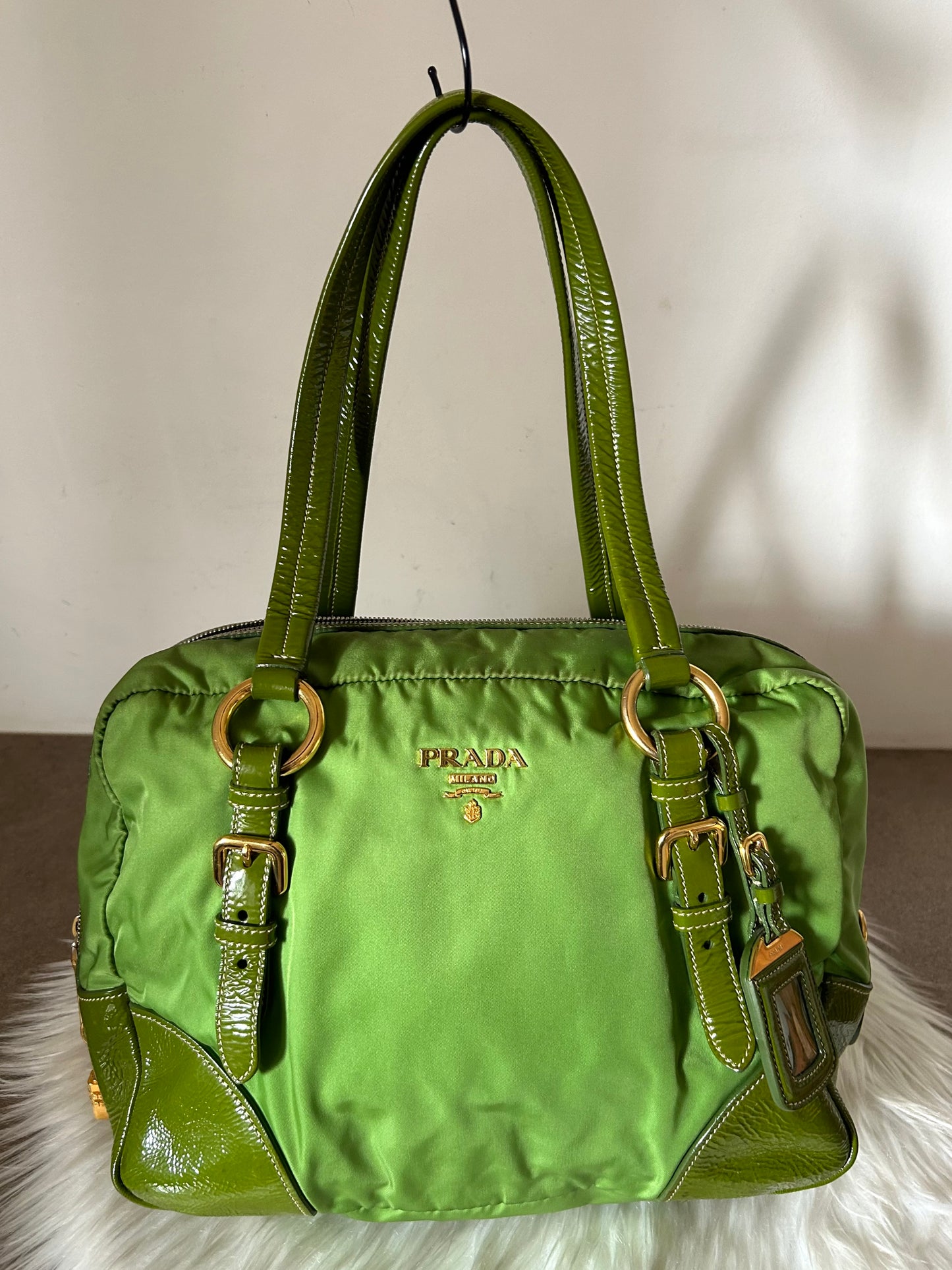 Prada bauletto verde