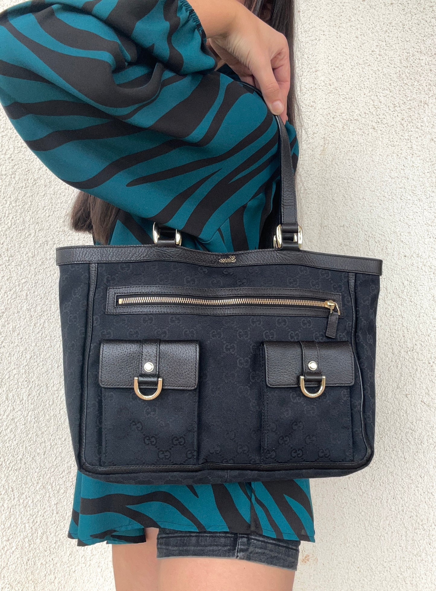 Gucci Multipocket in monogram nera