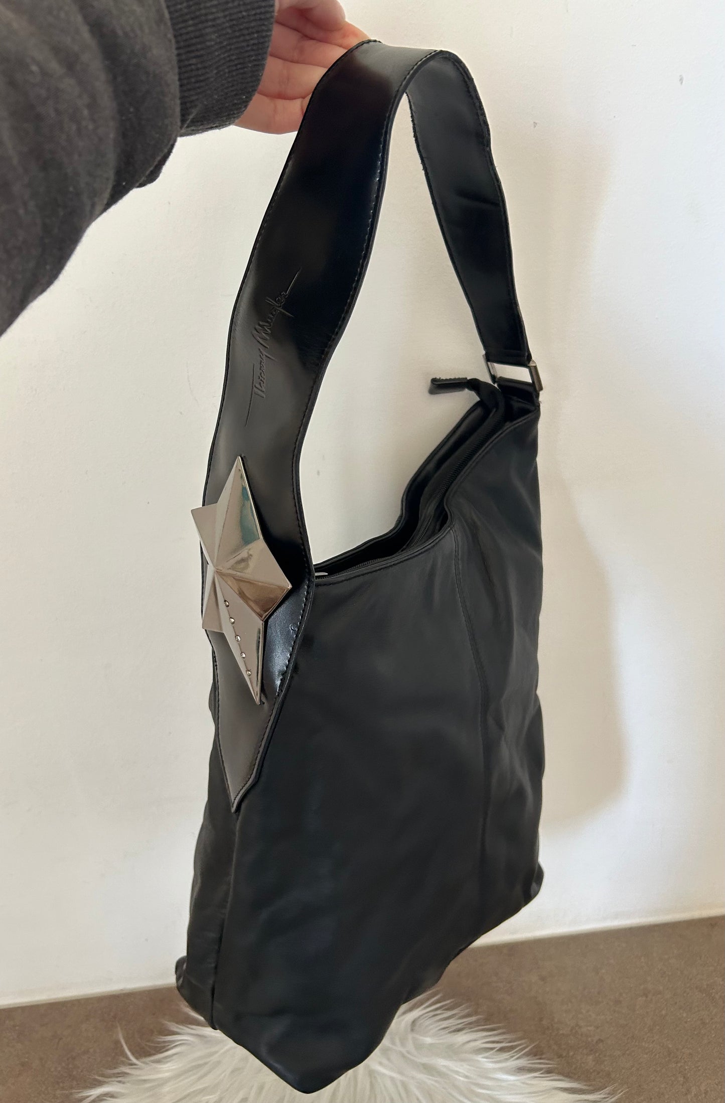 Thierry Mugler tote con portafoglio