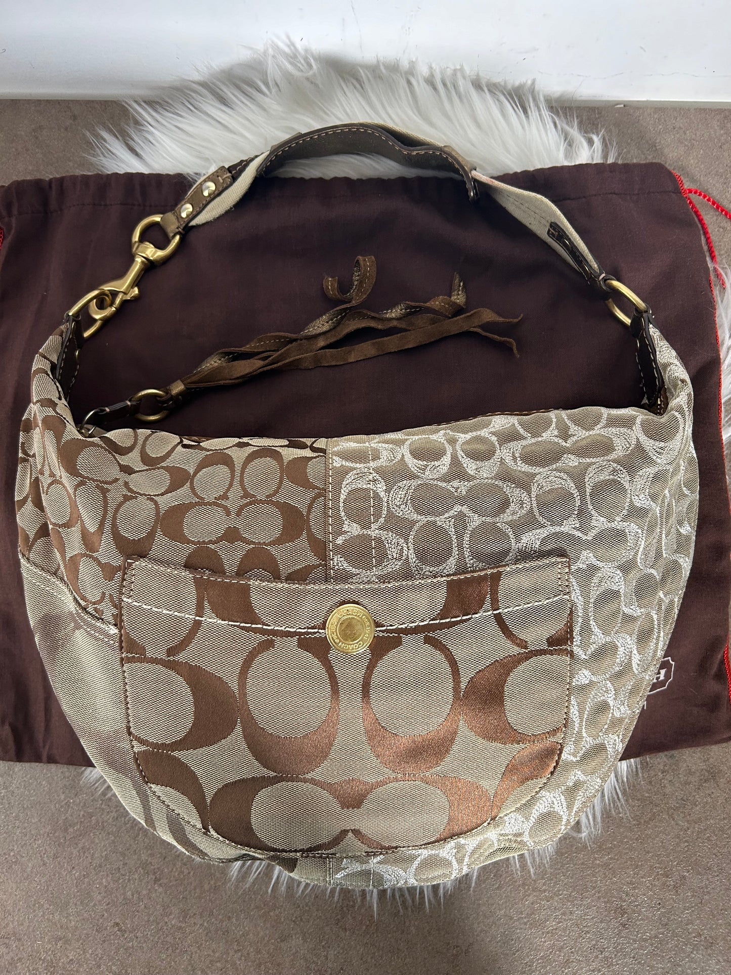 Coach Hobo vintage in monogram