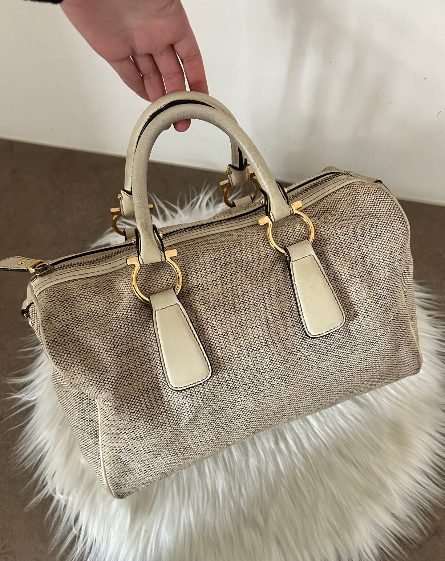 Salvatore Ferragamo bauletto in tela di