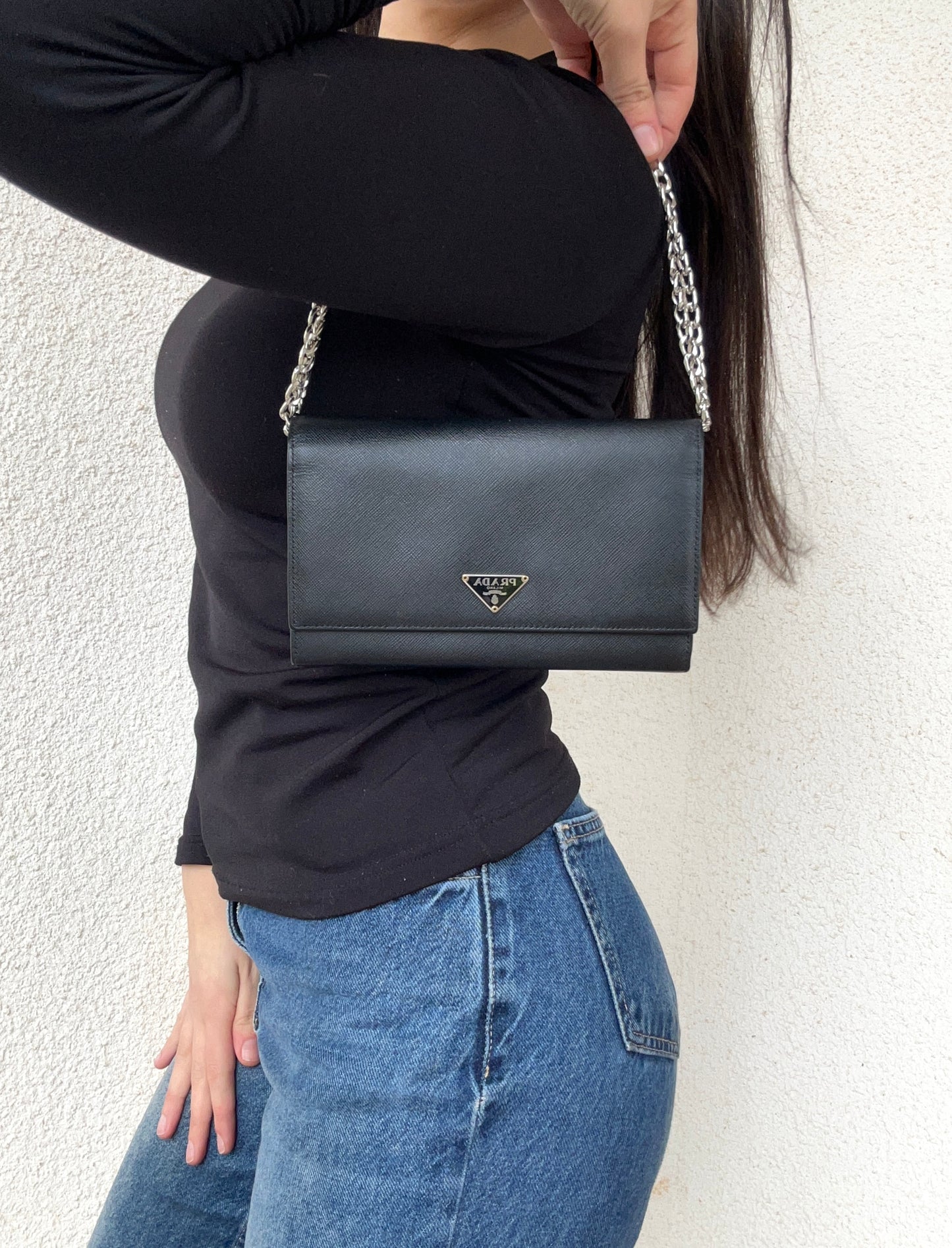 Prada Wallet on Chain