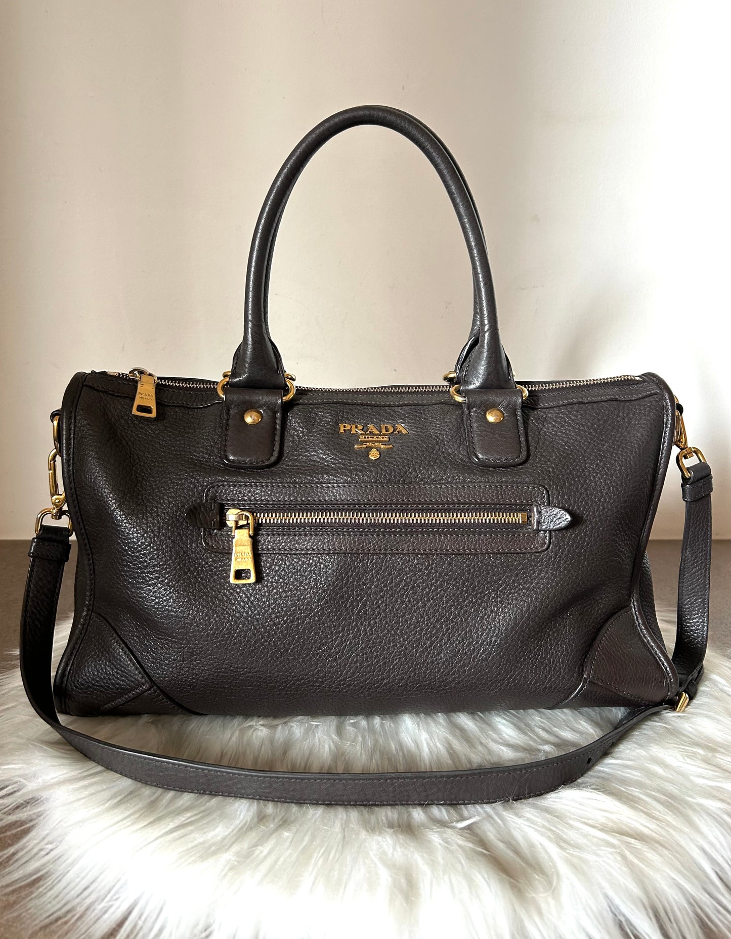 Prada bauletto in pelle marrone