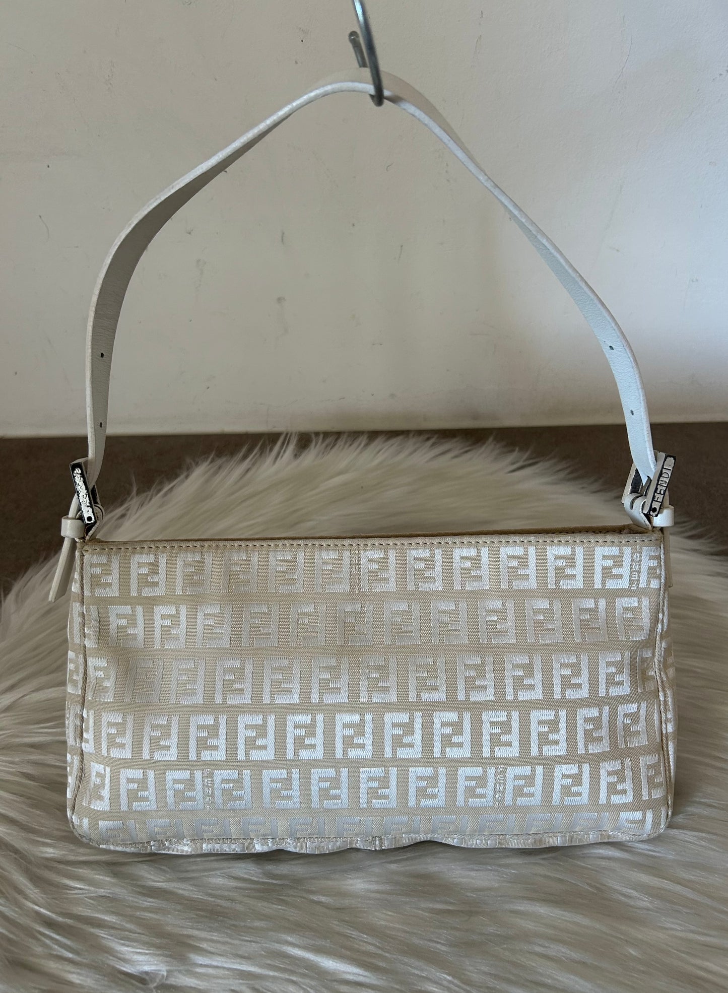 Fendi Baguette zucchino panna