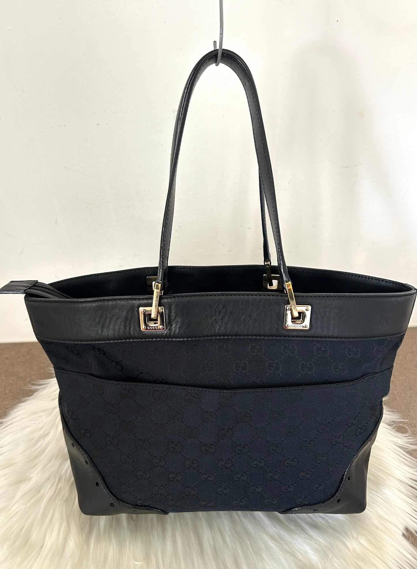 Gucci tote bag in pelle nera e monogram