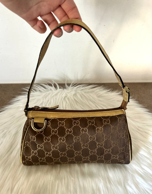 Gucci Abbey pochette dorata