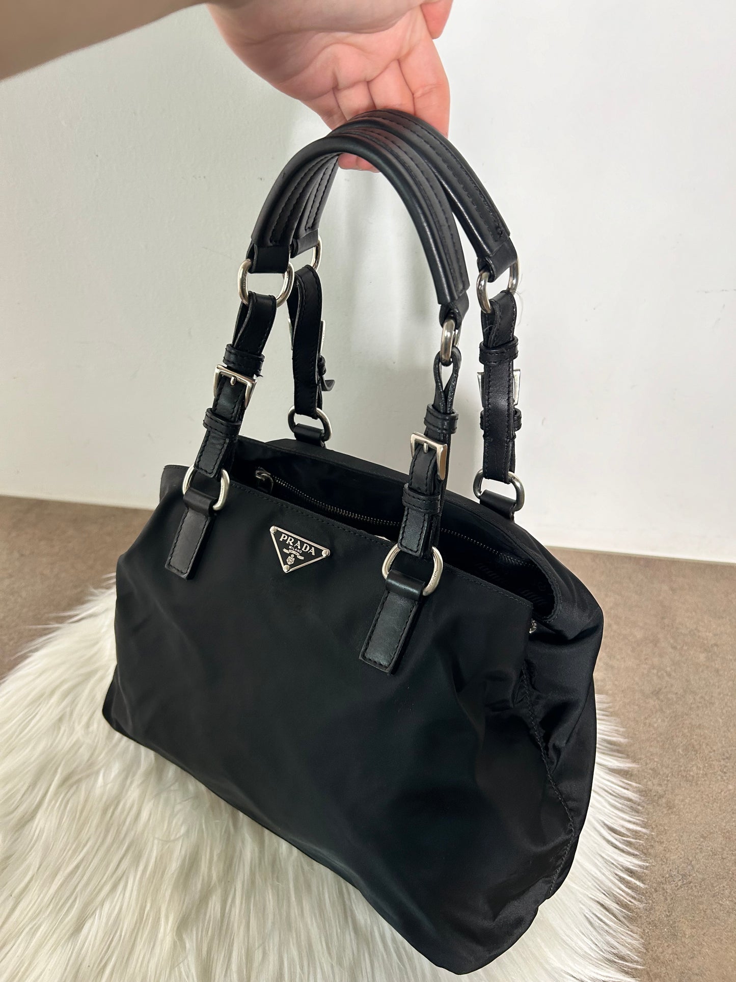 Prada mini tote in pelle e nylon