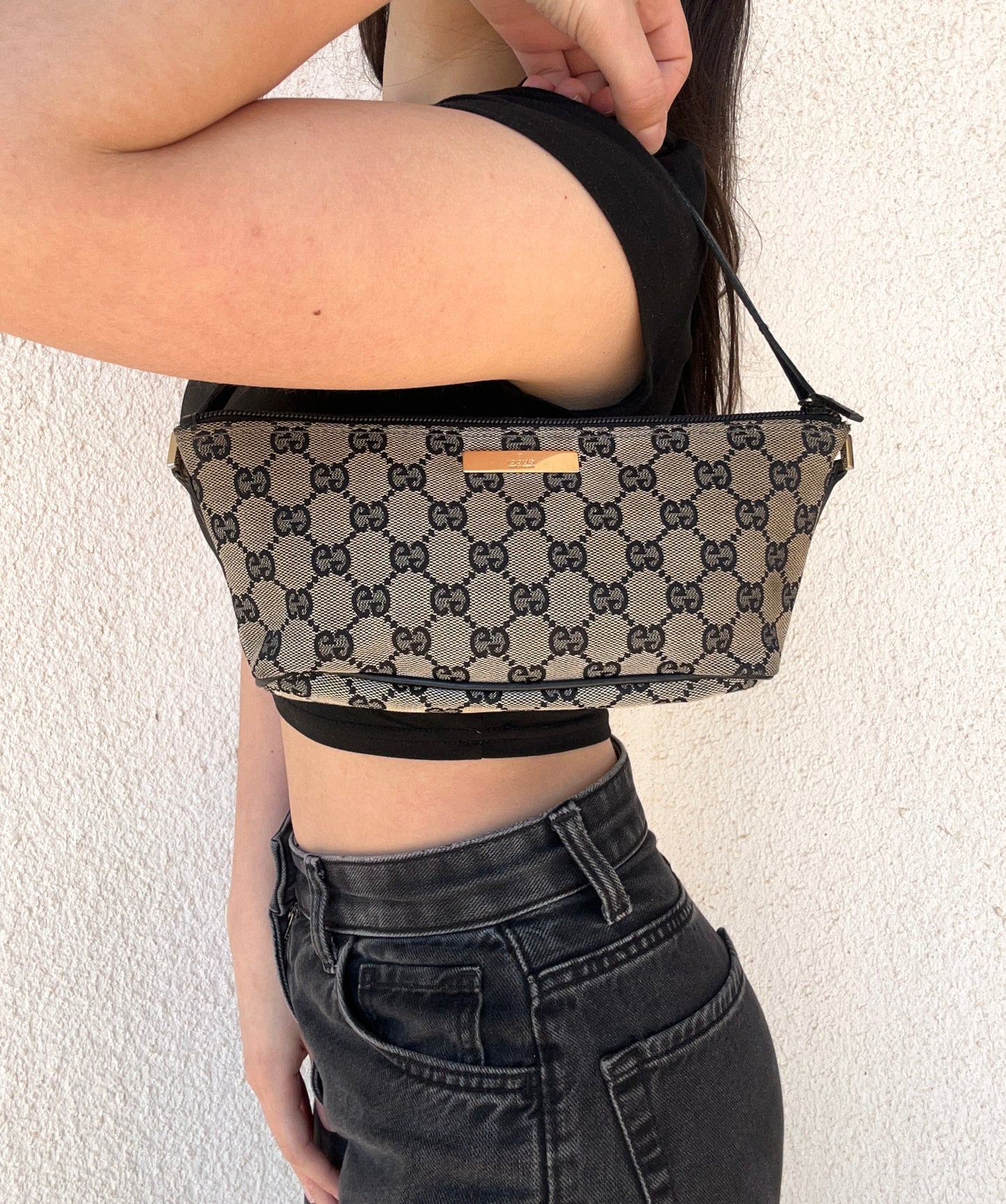 Gucci Boat in monogram con metalleria oro