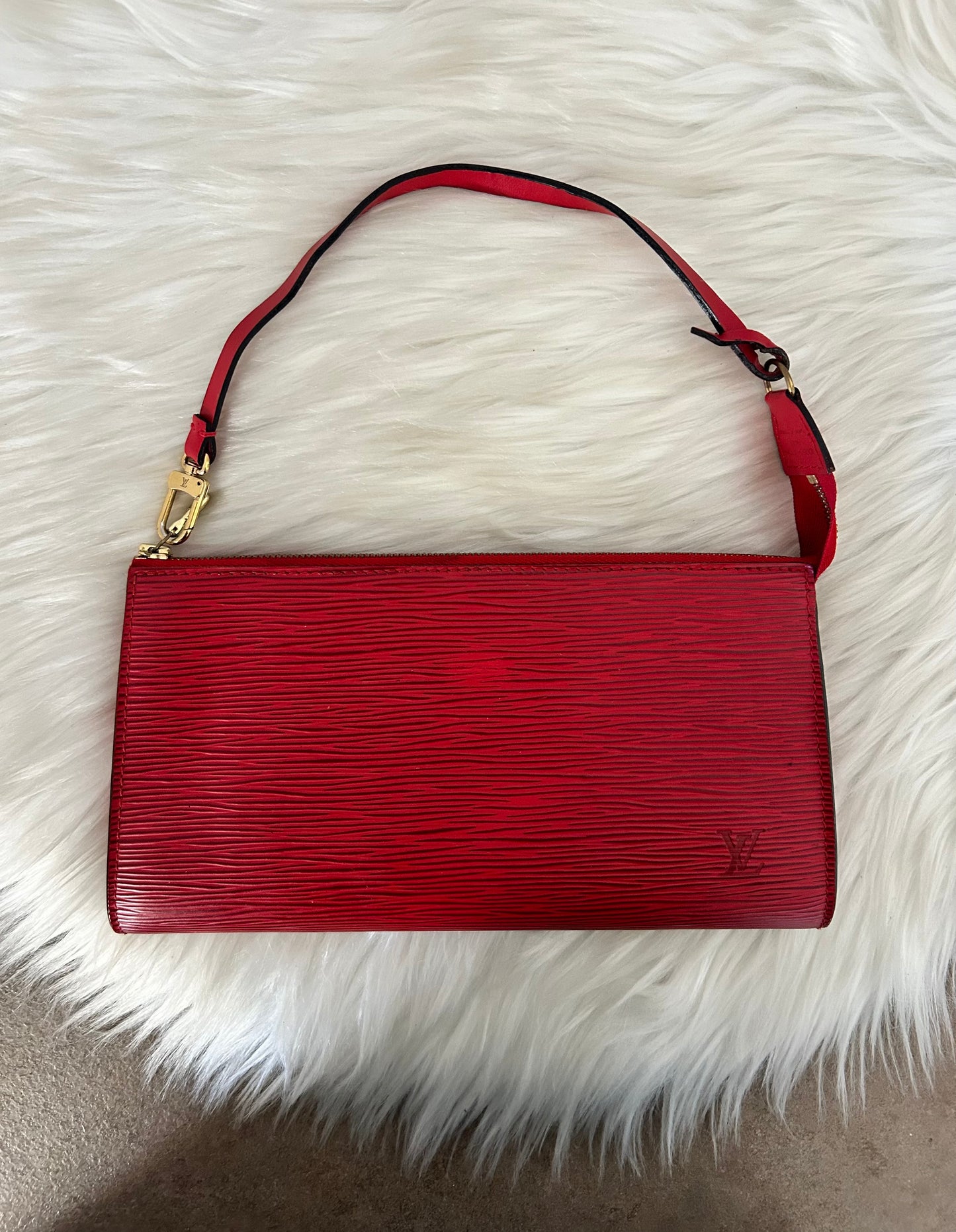 Louis Vuitton Pochette Acccessoire Epi rossa