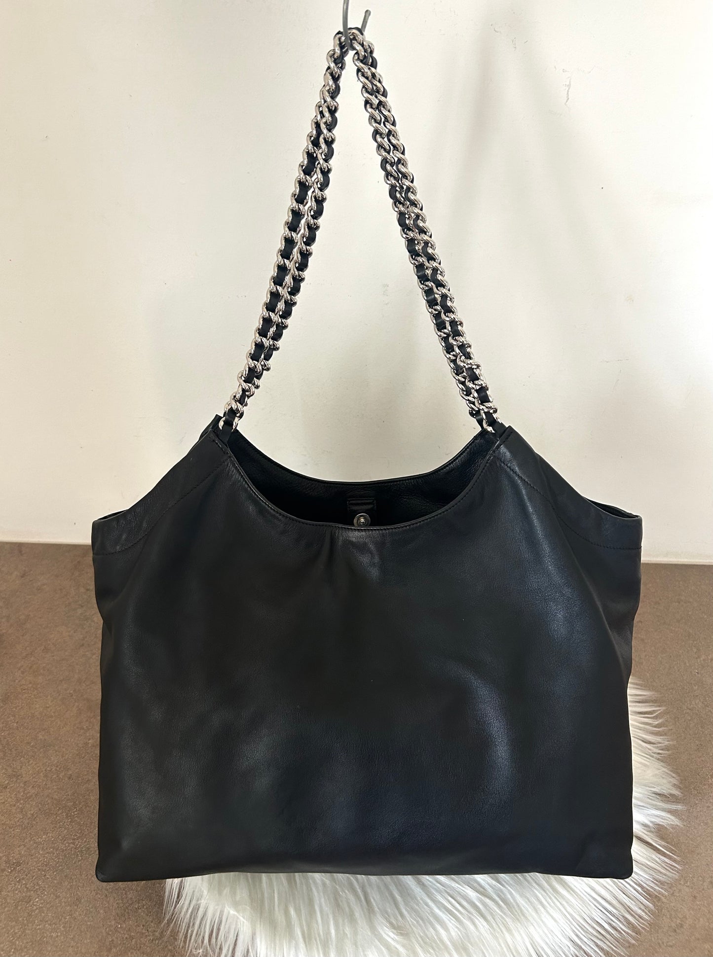 Prada tote bag in pelle nera