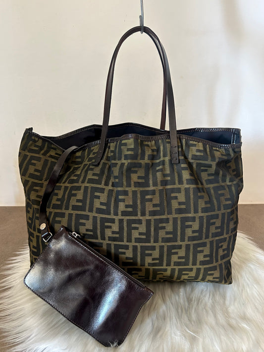 Fendi Roll Bag con pochette zucca