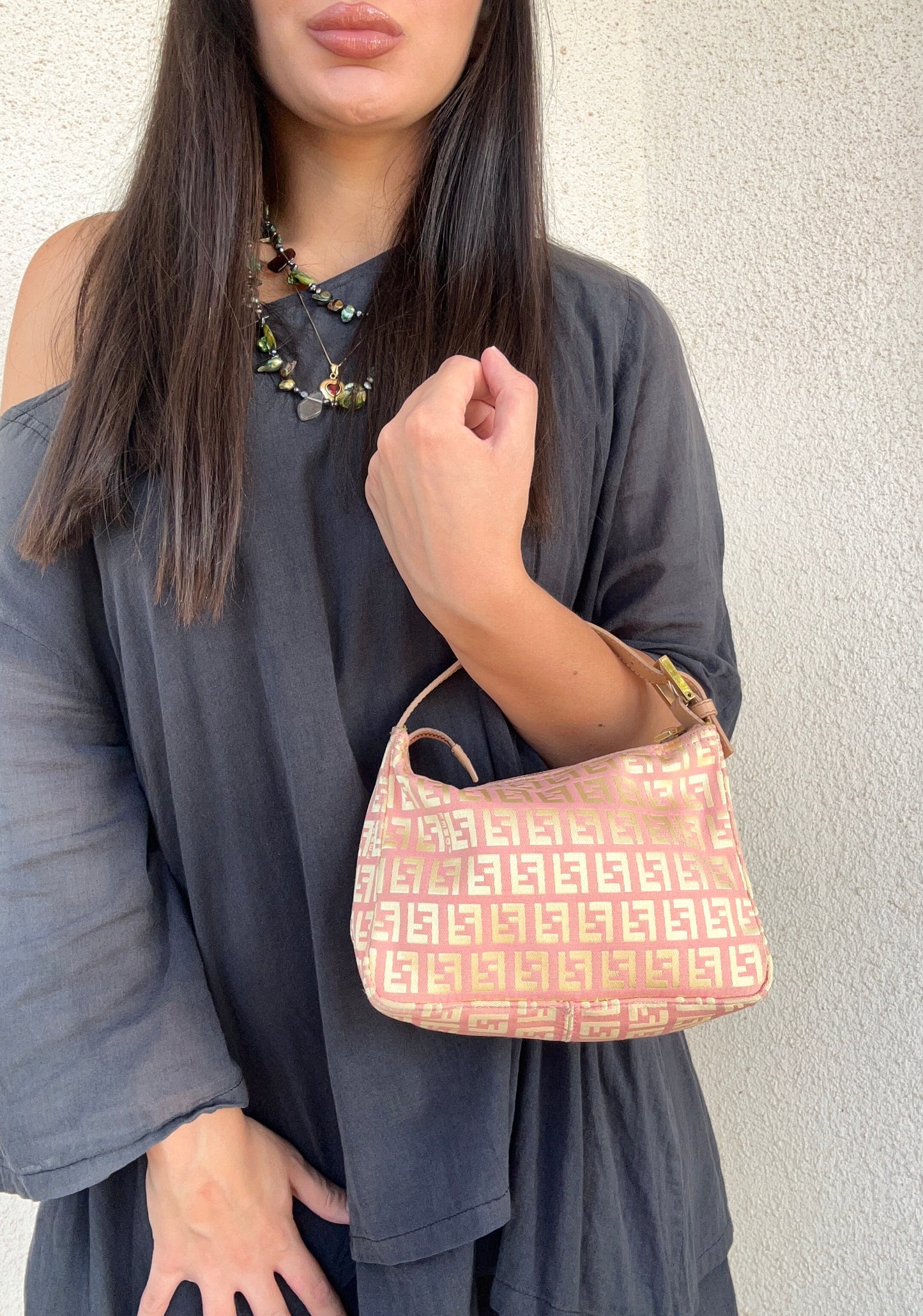 Fendi baguette rosa e panna in monogram zucchino