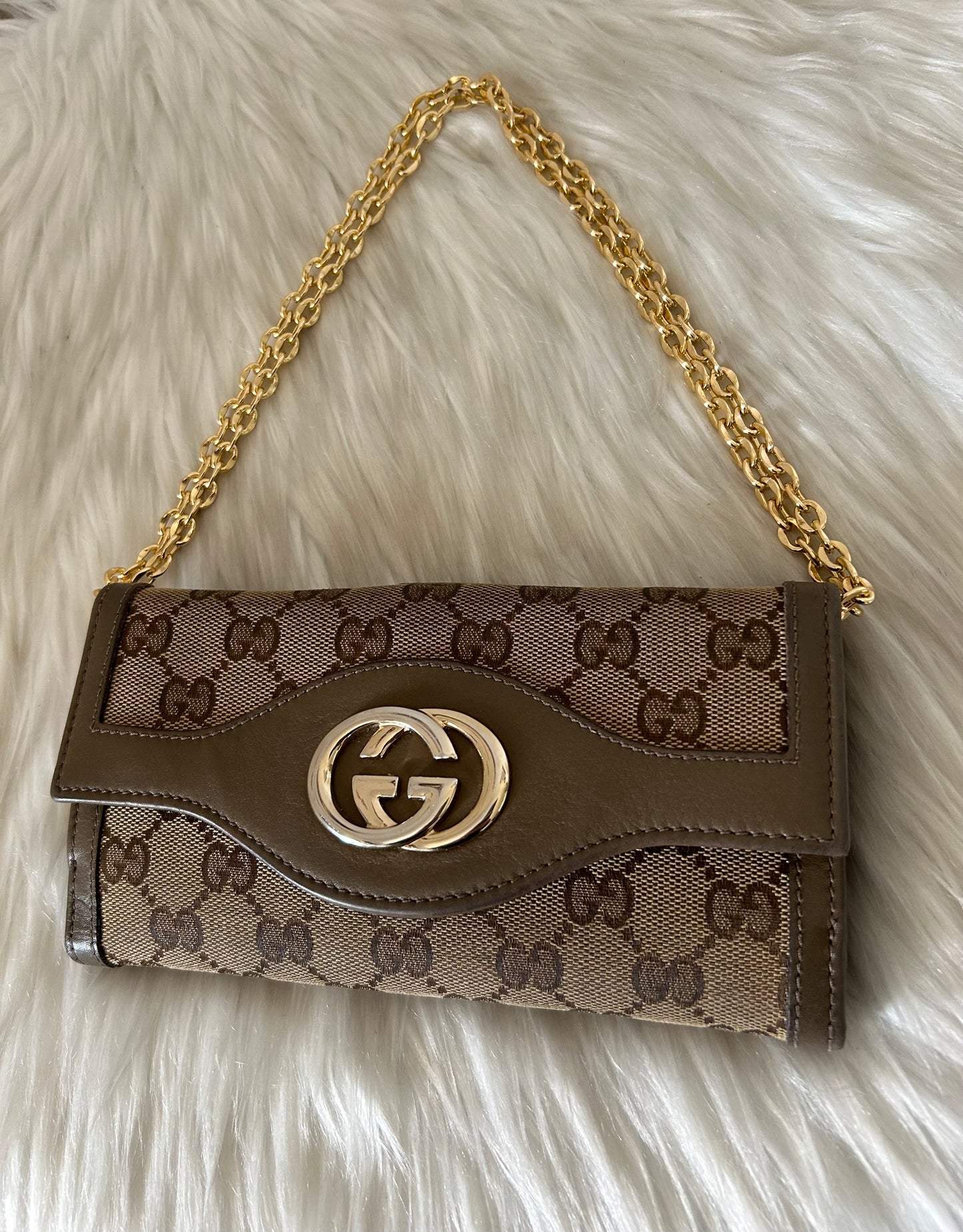 Gucci Woc in monogram