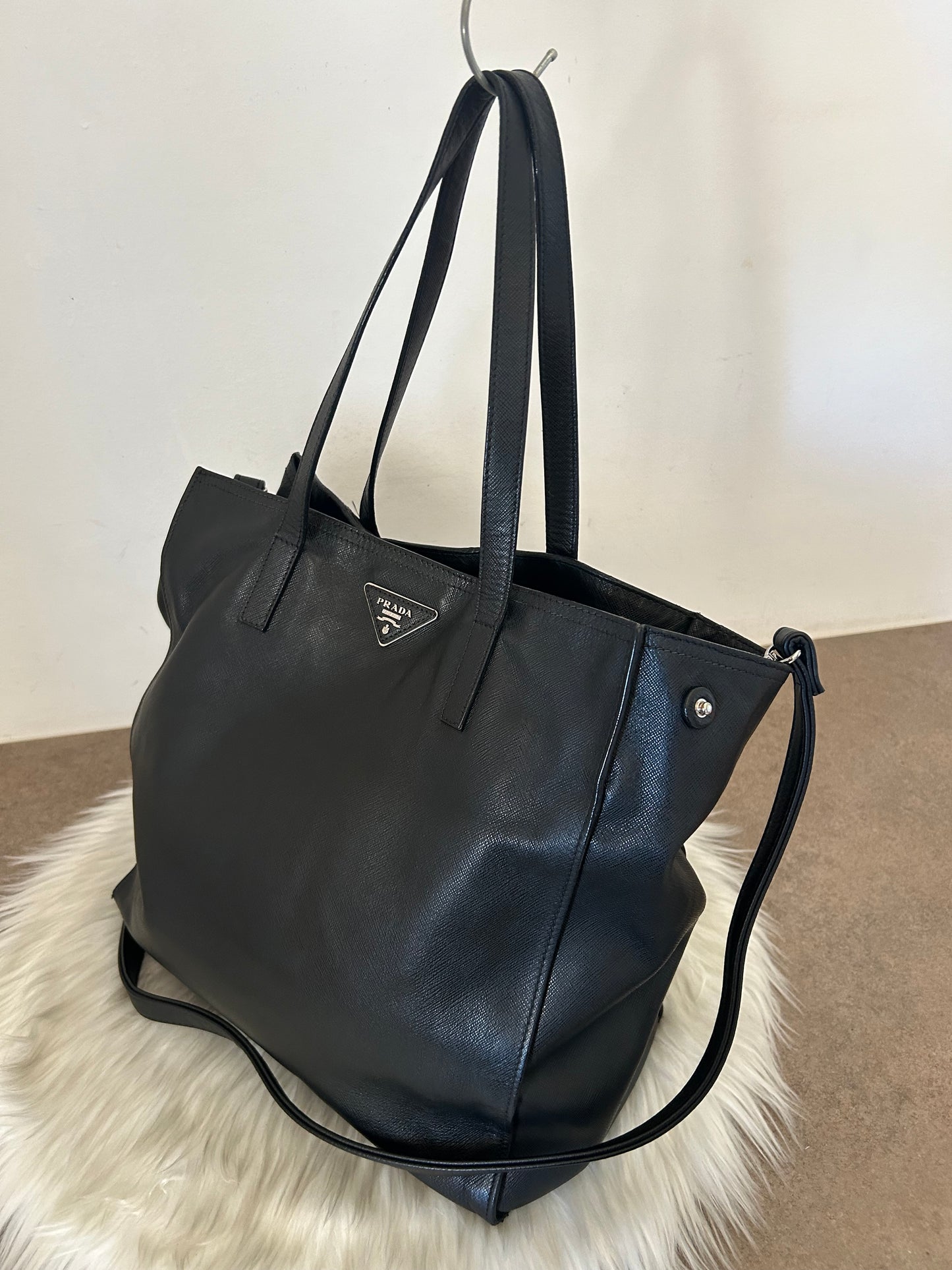 Prada tote bag in pelle saffiano nera