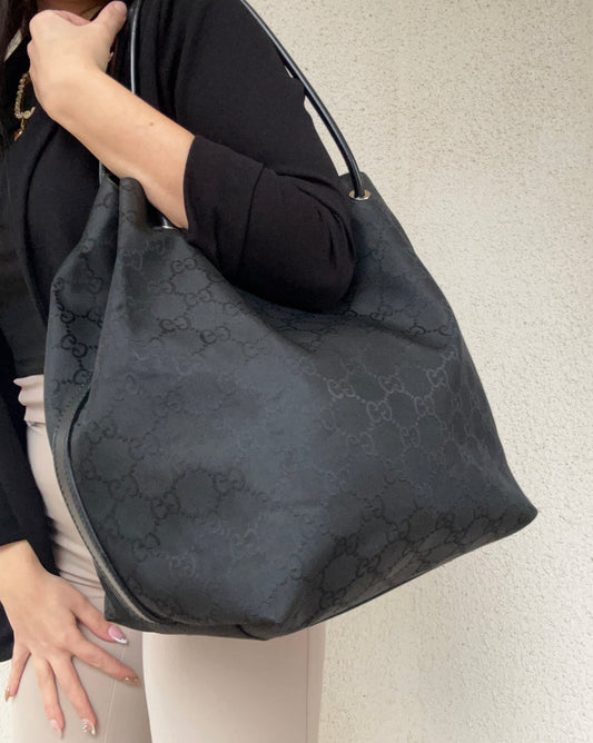 Gucci tote bag nera in monogram