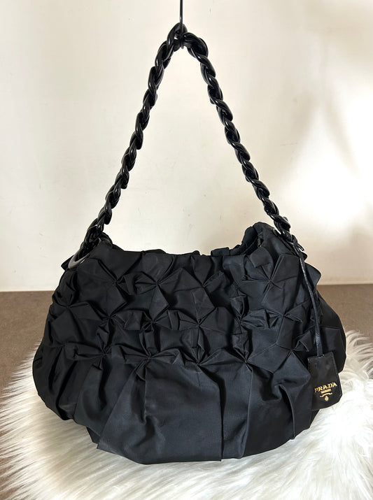 Prada origami in nylon e pelle
