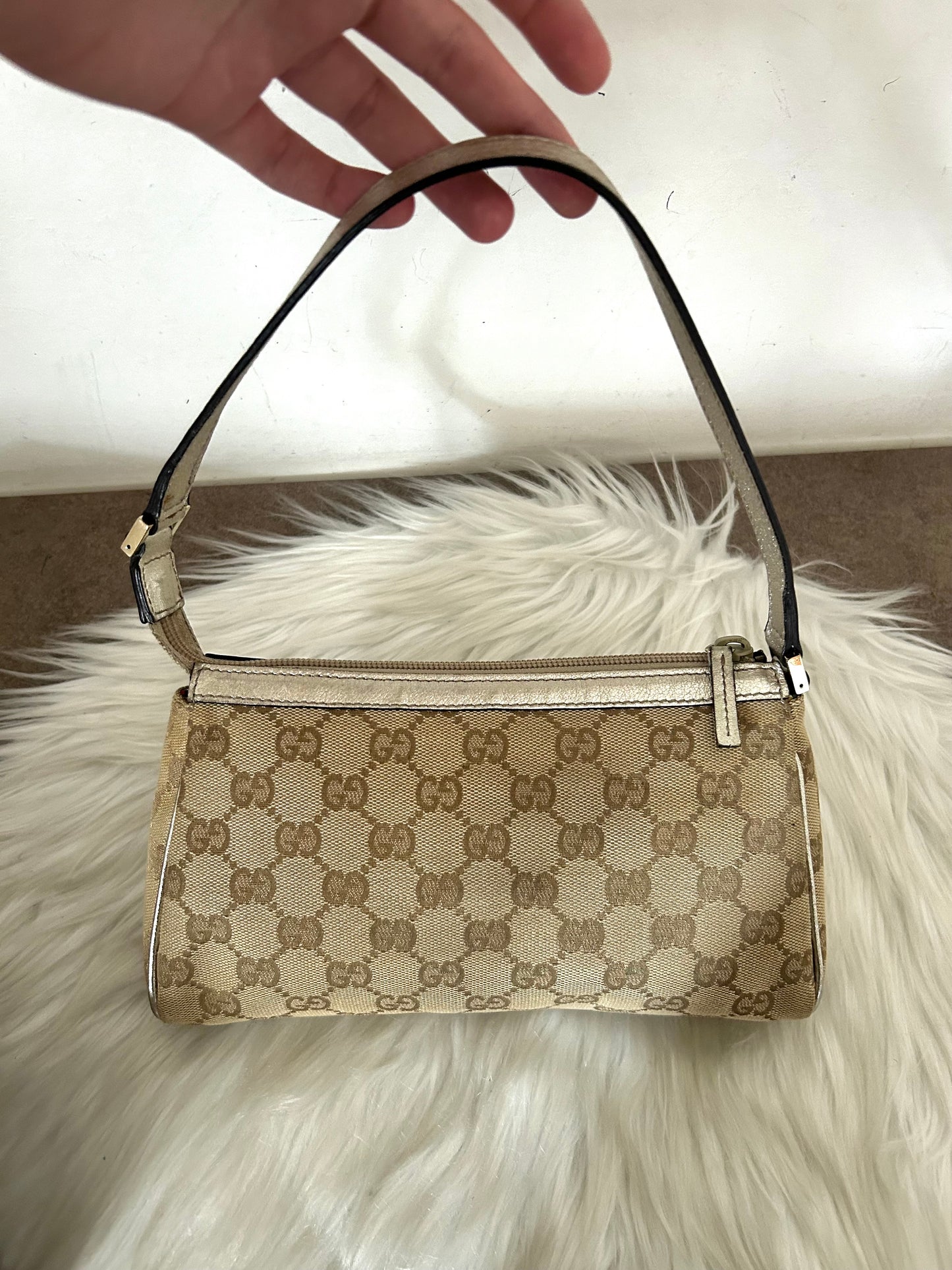 Pochette Gucci Abbey con scatola in monogram