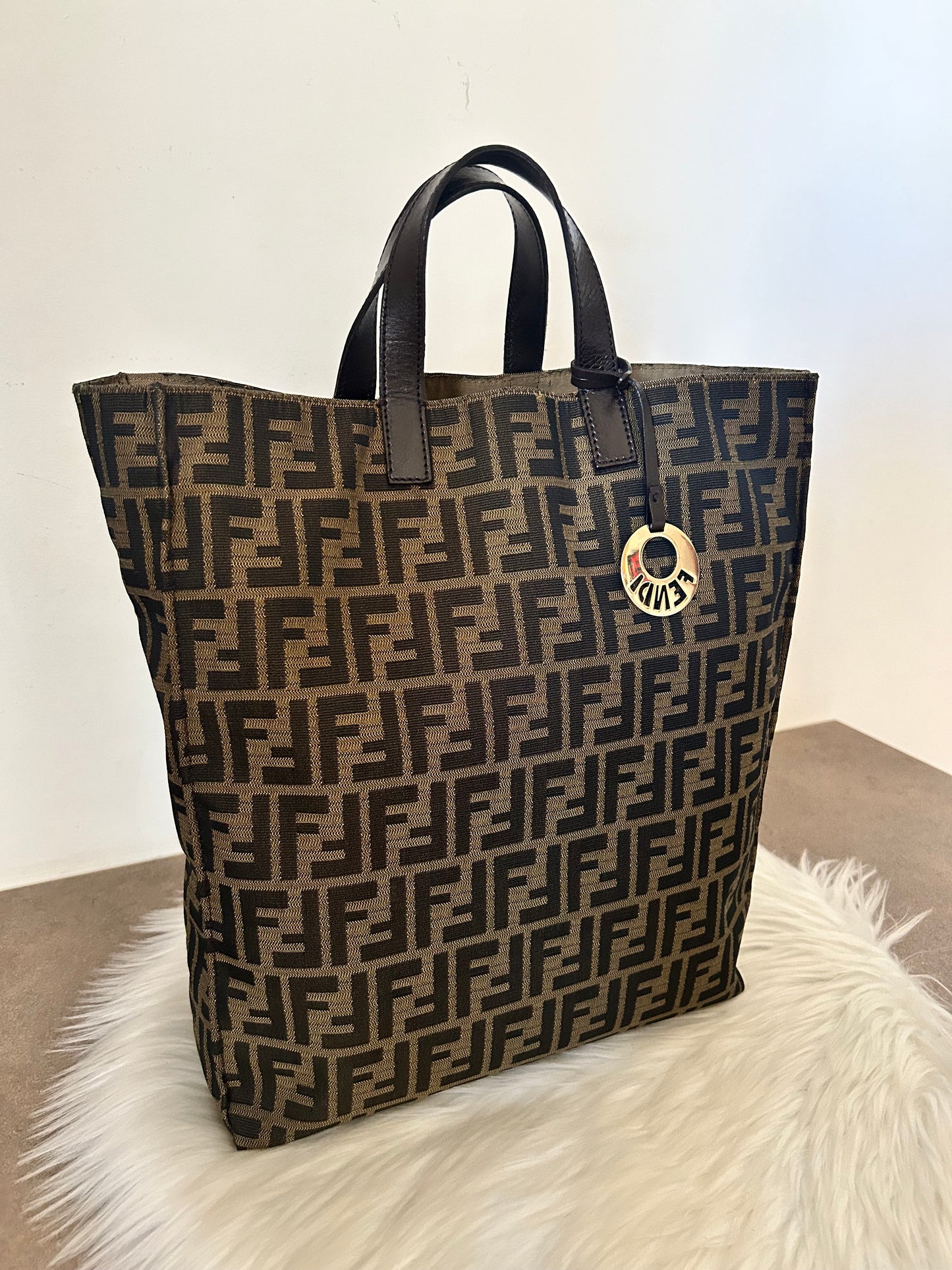 Fendi tote bag in monogram zucca
