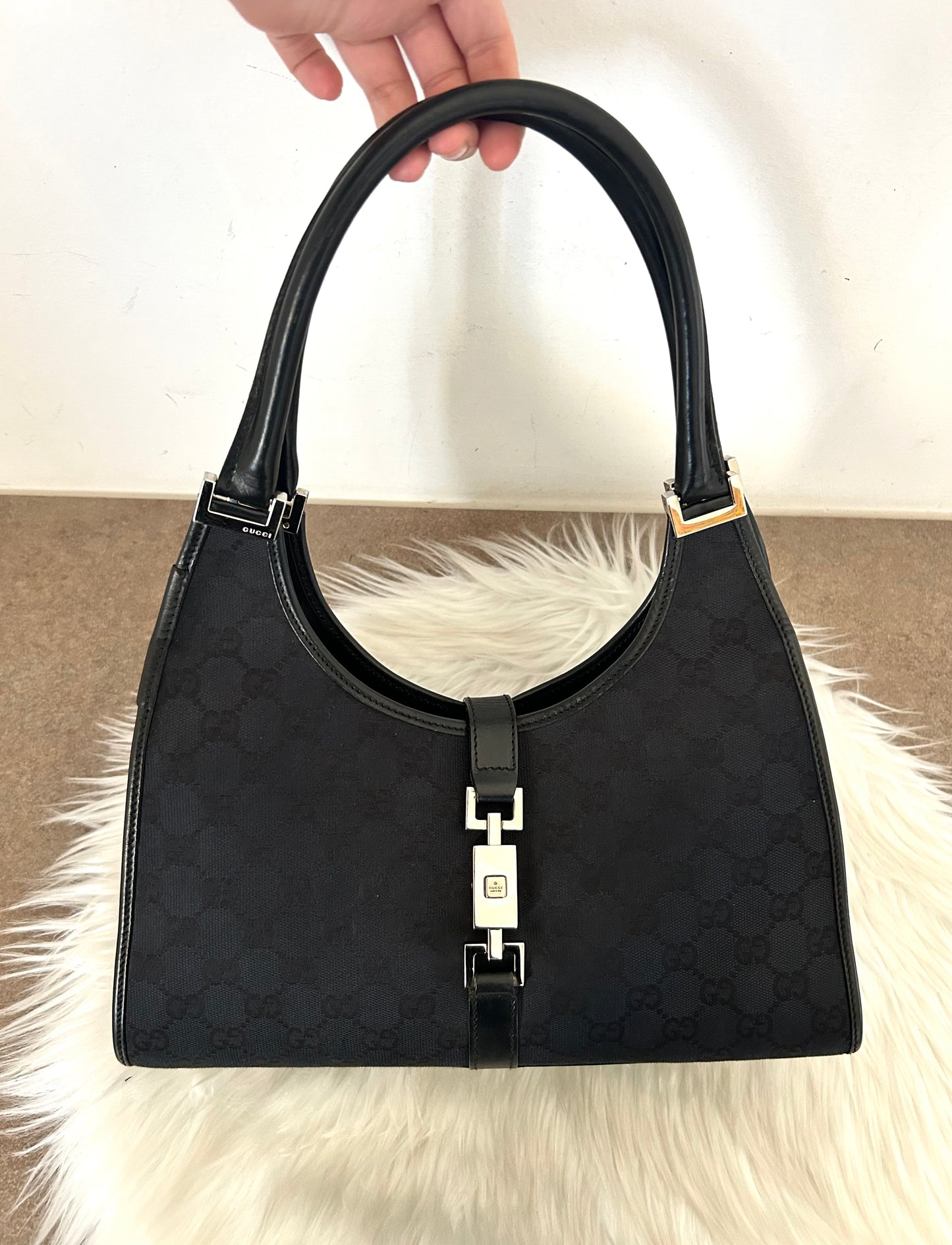Gucci Jackie vintage nera in monogram
