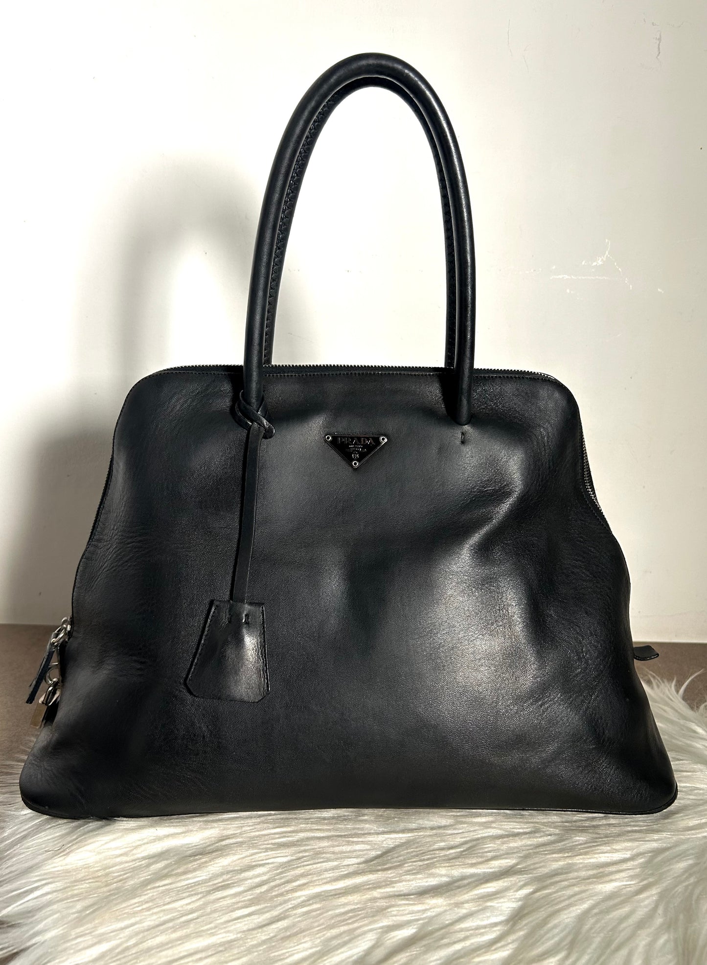 Prada Promenade in pelle nera