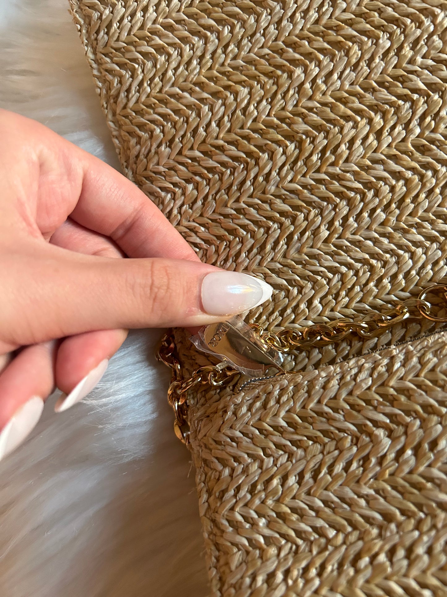 Pochette Dior in rafia