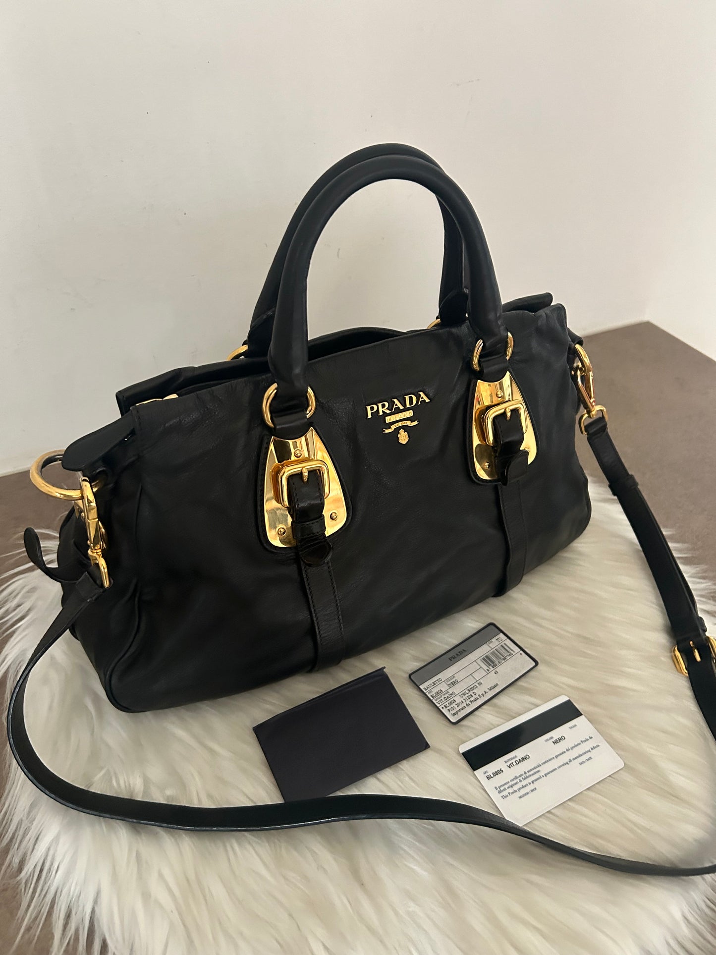 Prada tote in pelle nera