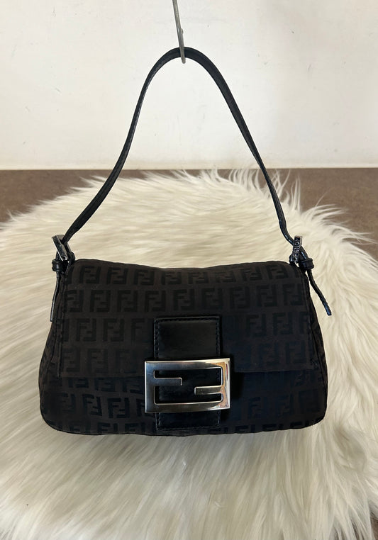 Fendi Mini Mamma Baguette zucchino