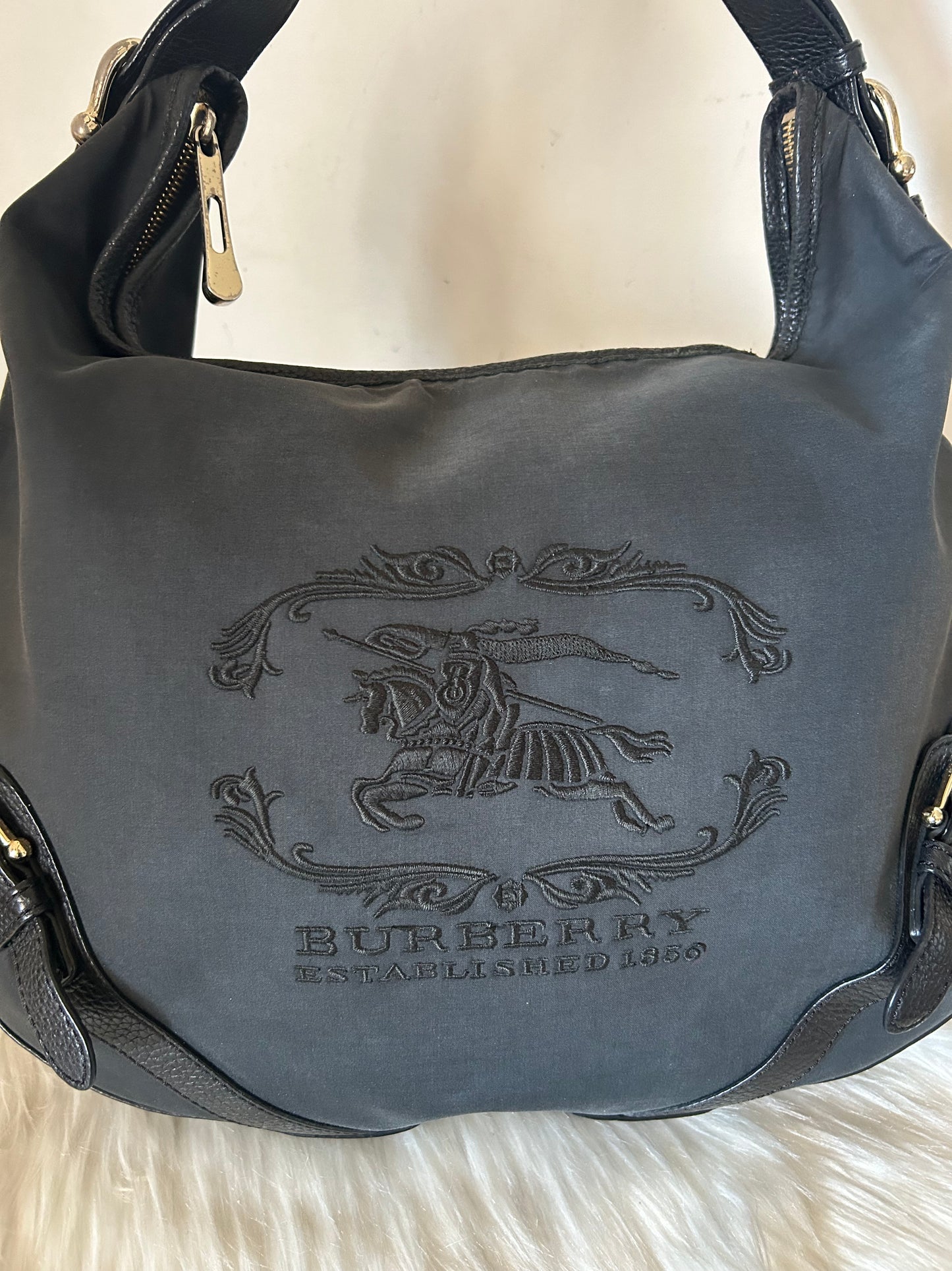 Burberry tote bag logata