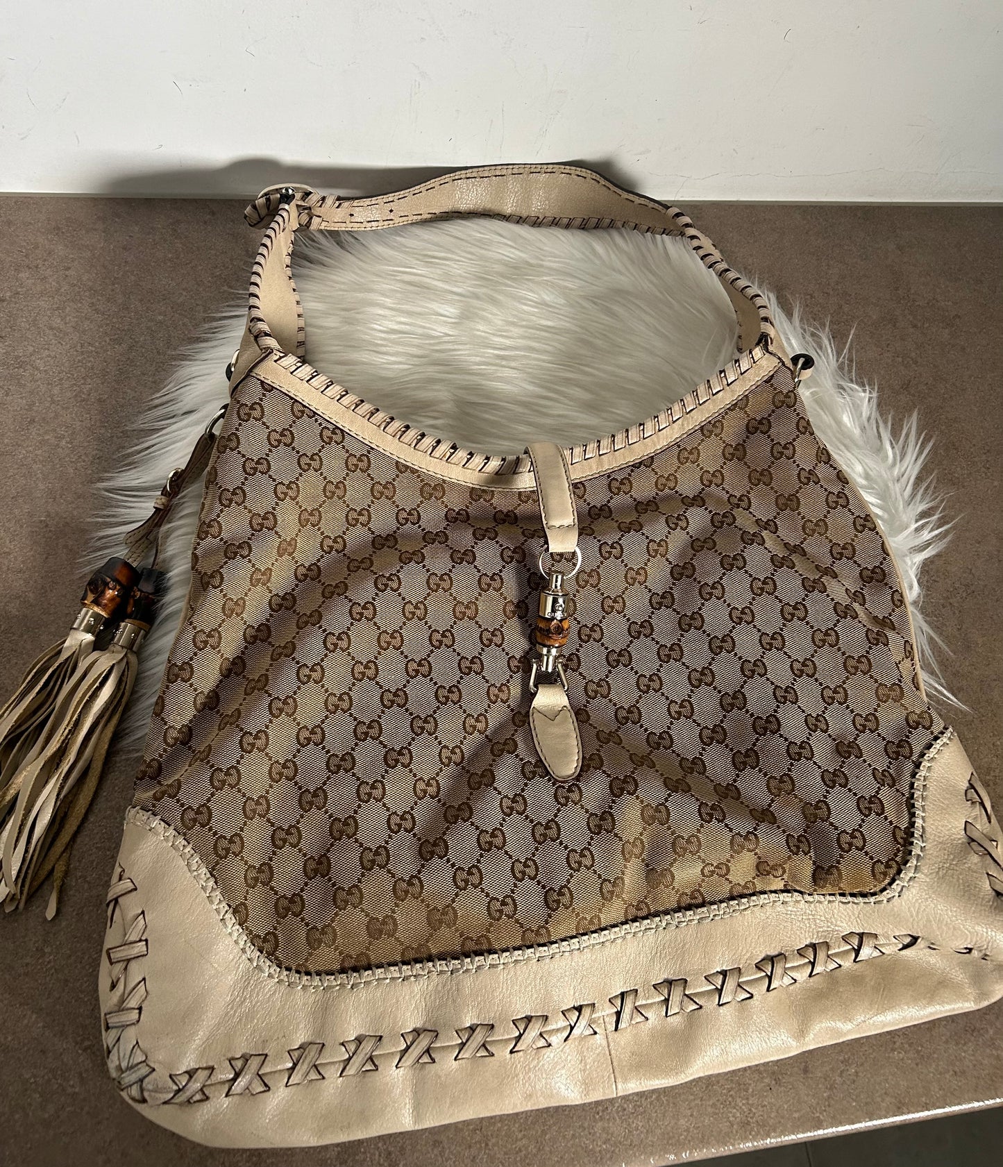 Gucci Jackie tote in monogram