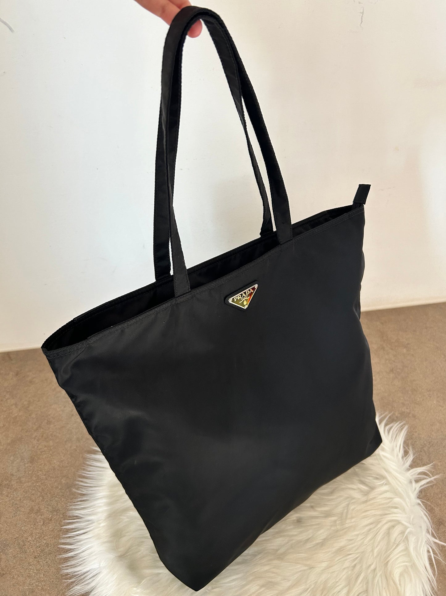 Prada tote nera in nylon