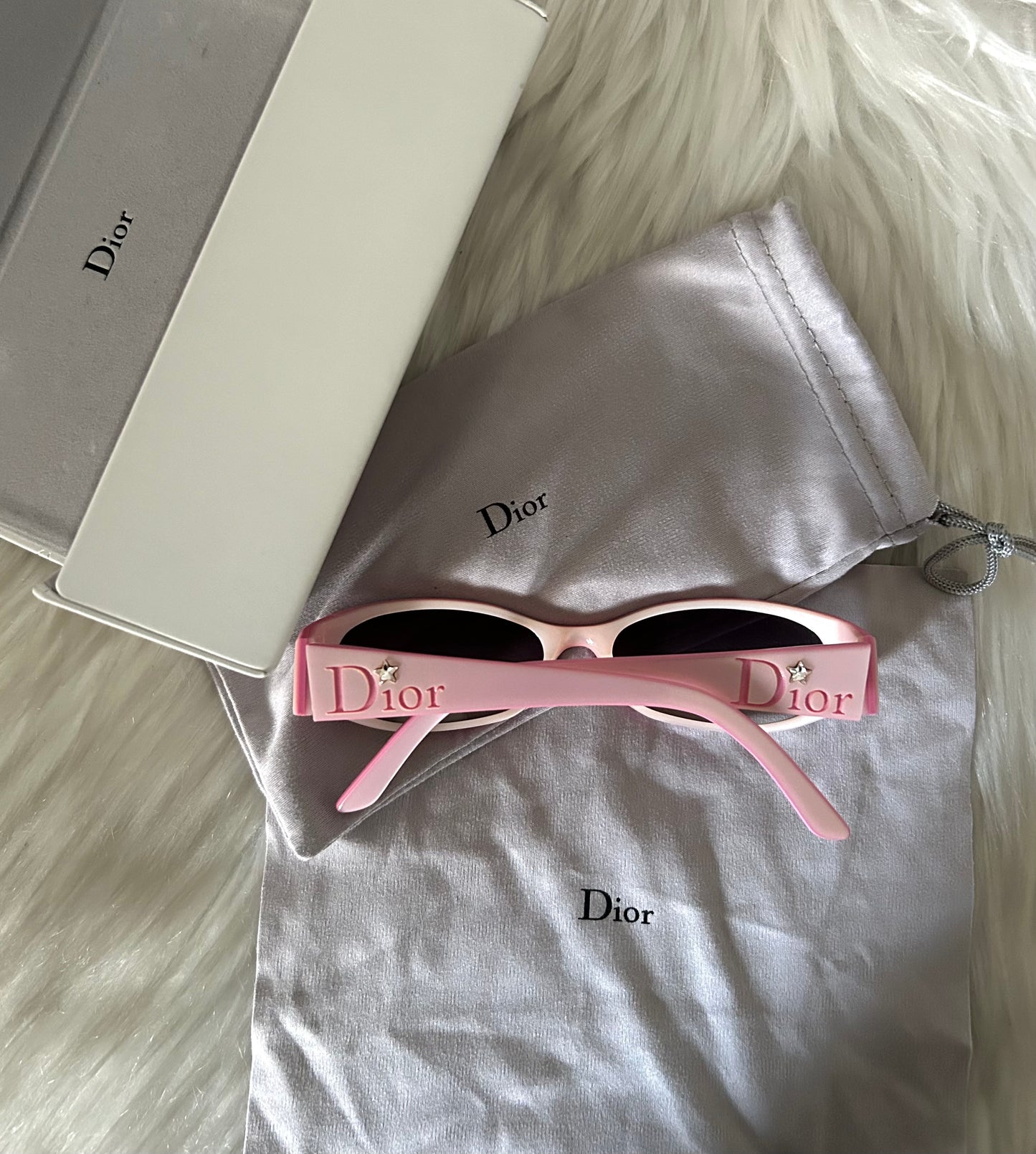 Dior occhiali da sole rosa con stellina