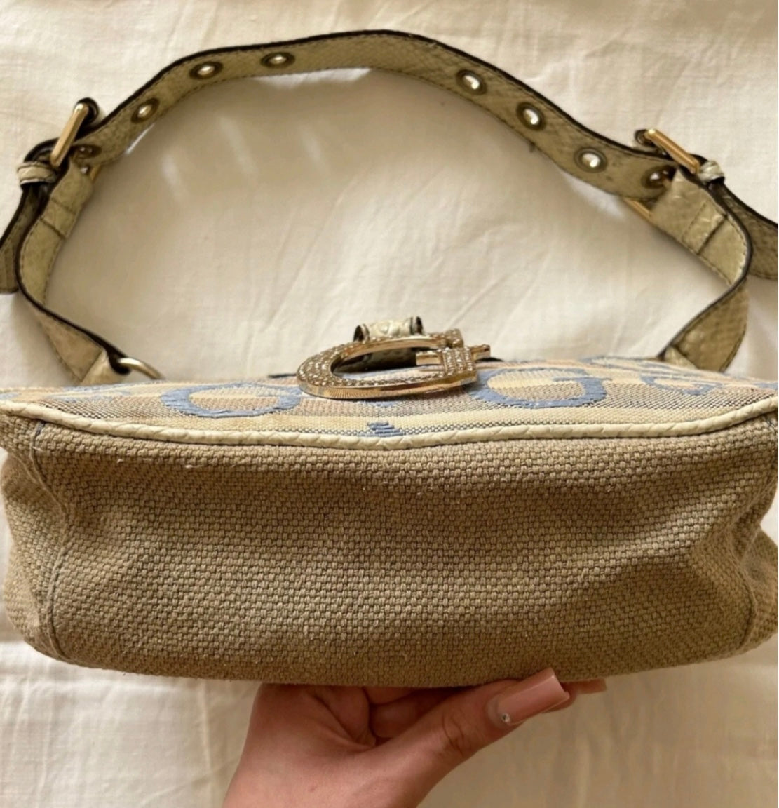 Guess vintage con hardware in Swarovski