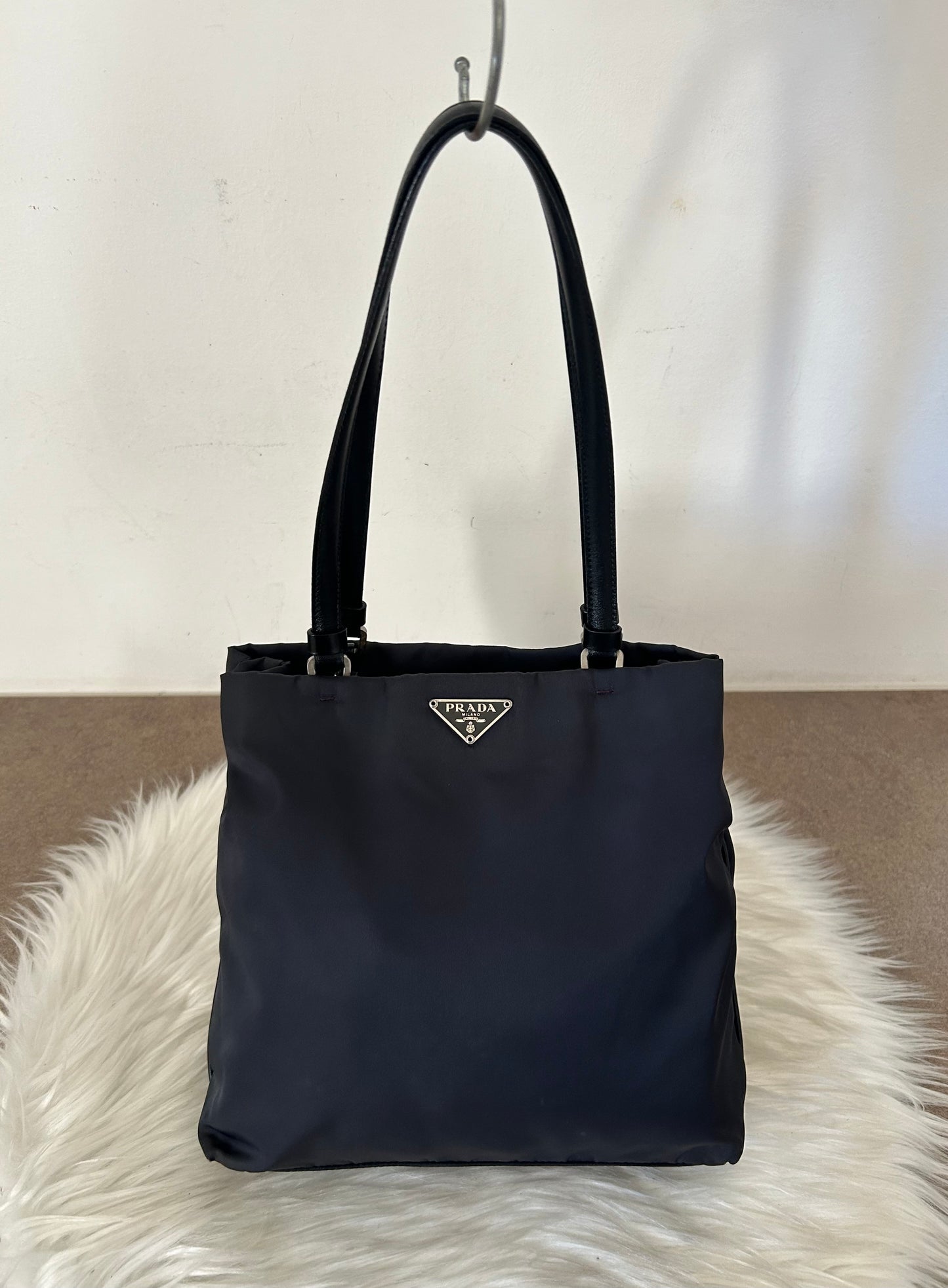 Prada tote in nylon e pelle