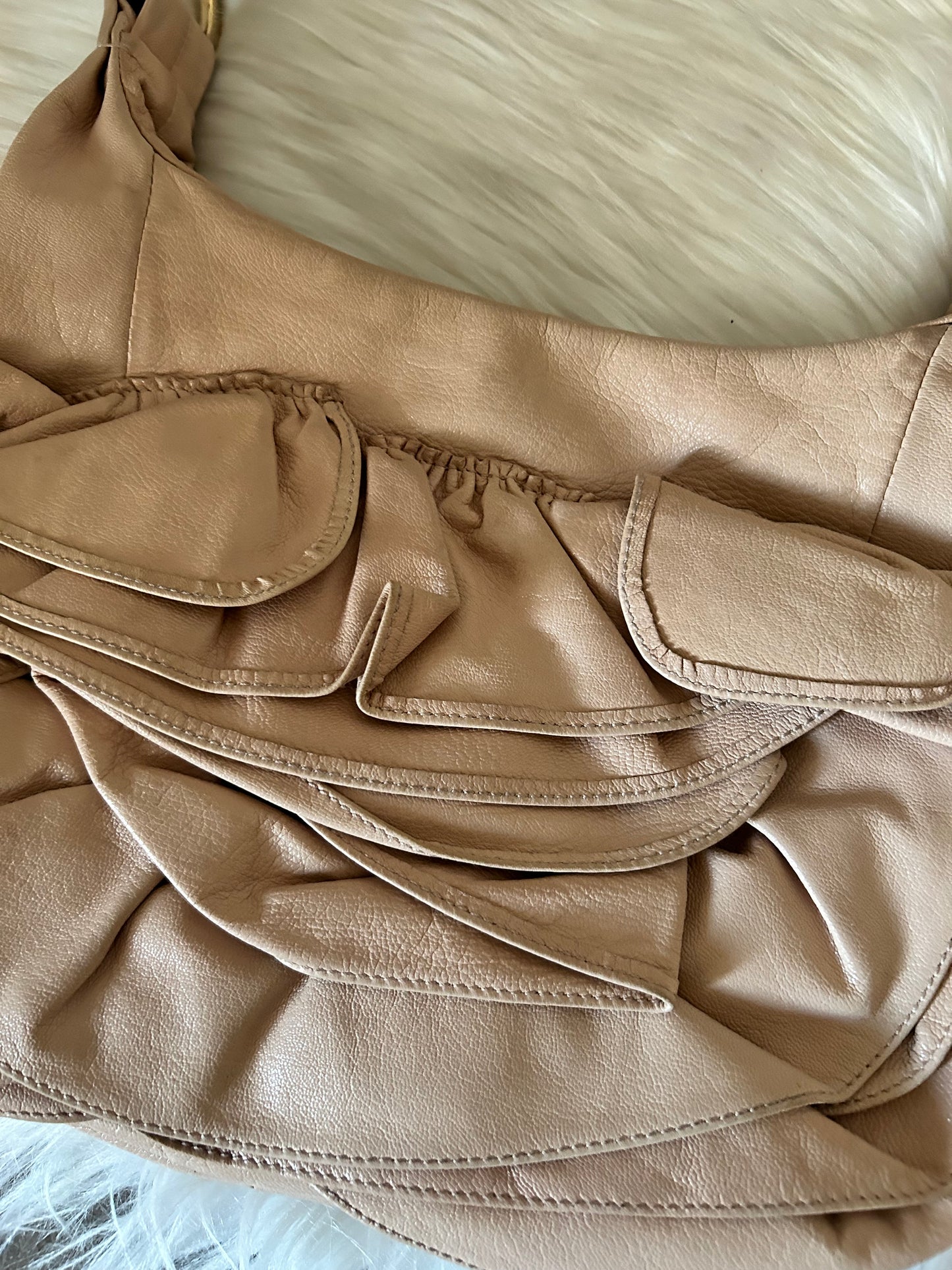 Yves Saint Laurent Djana a rosa in pelle