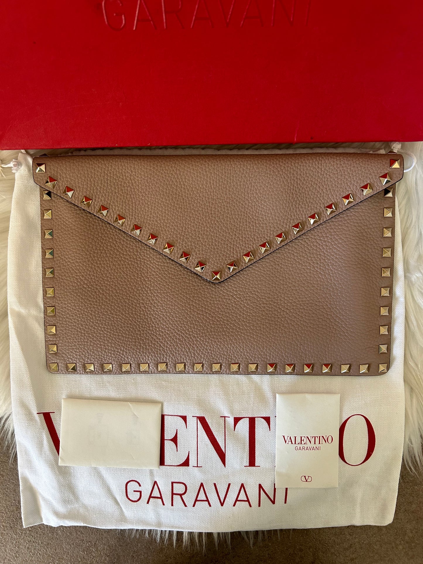 Pochette Valentino Garavani Rockstud