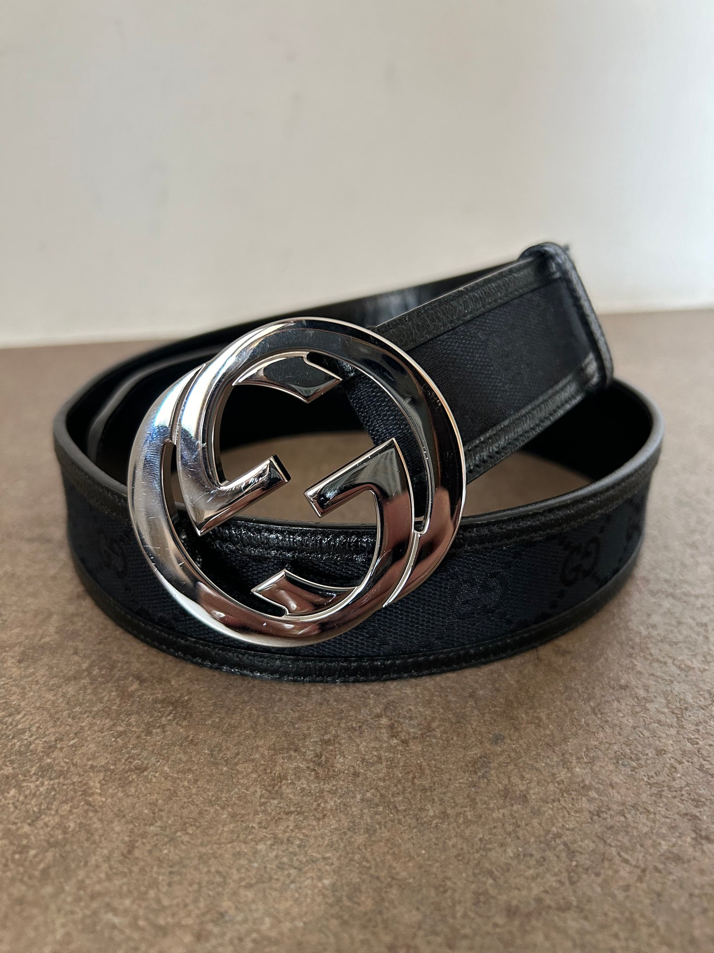 Gucci cintura nera in monogram